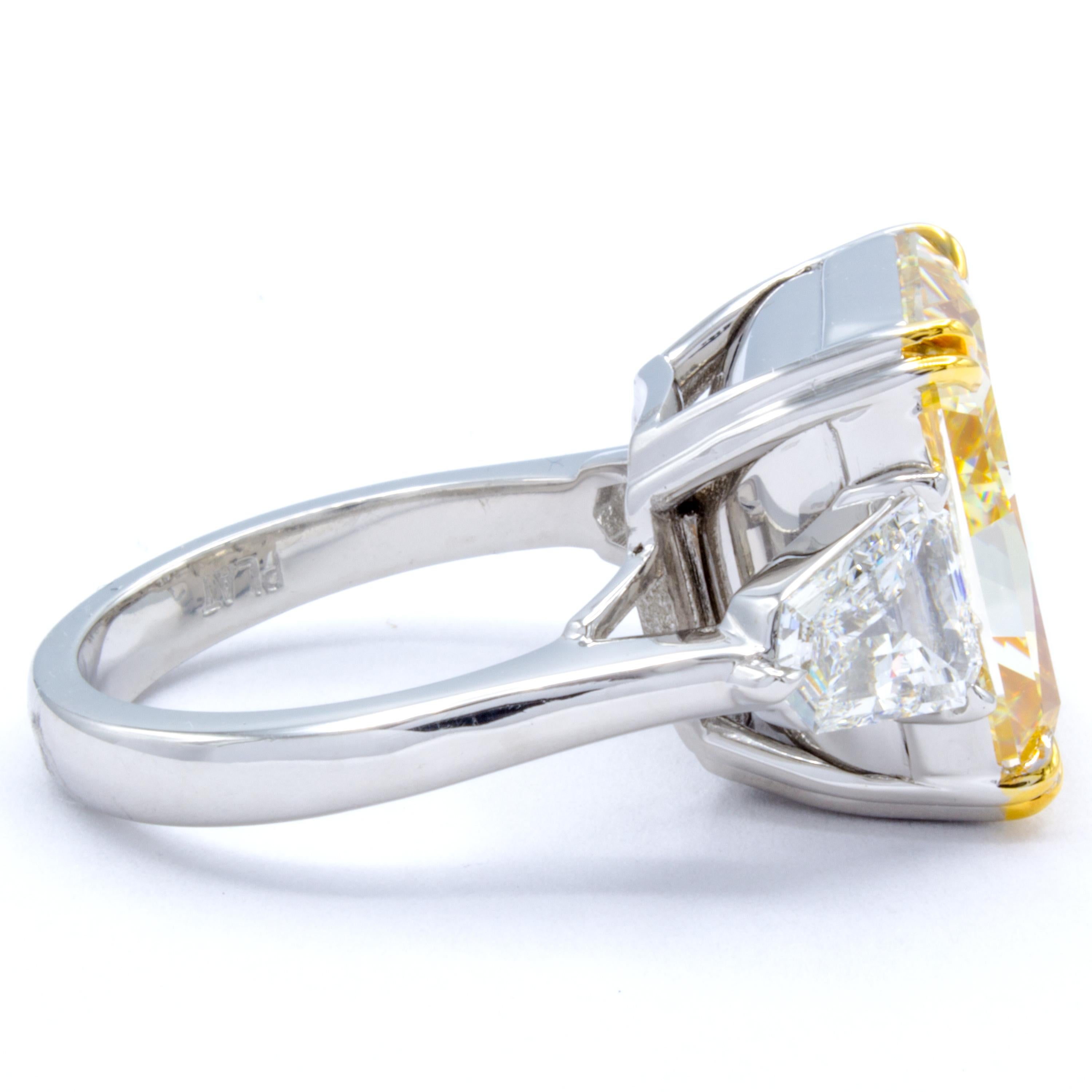 Women's David Rosenberg 13.03 Carat Radiant Light Yellow VS2 GIA Diamond Ring