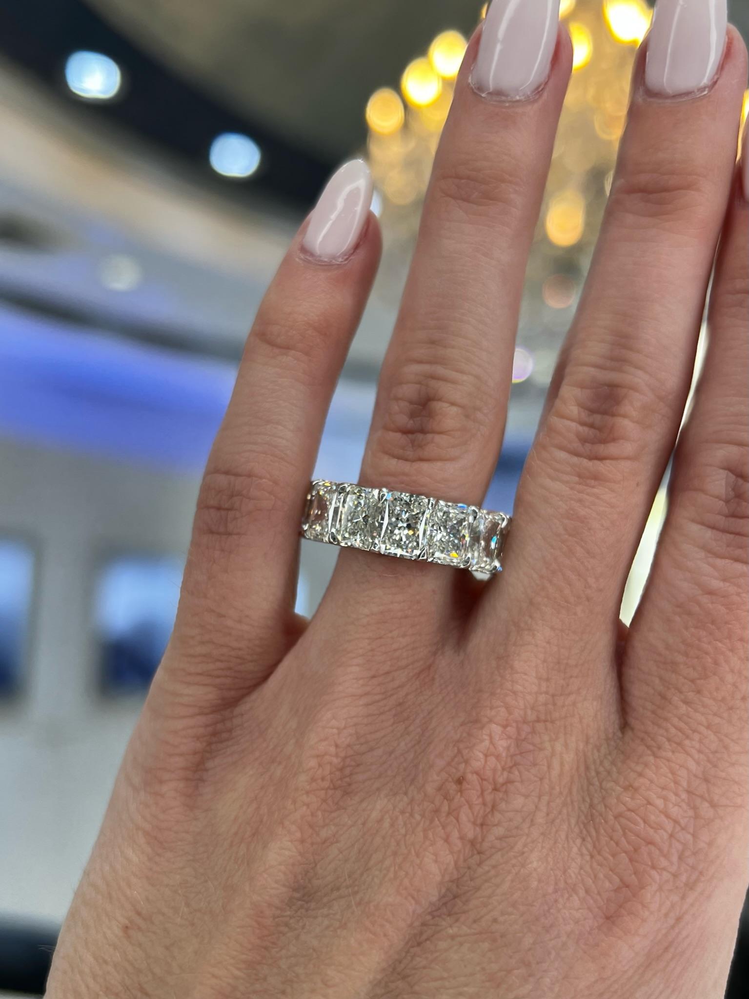 David Rosenberg Alliance d'éternité en diamants taille radiant de 14.17 carats au total, certifiés GIA en vente 6