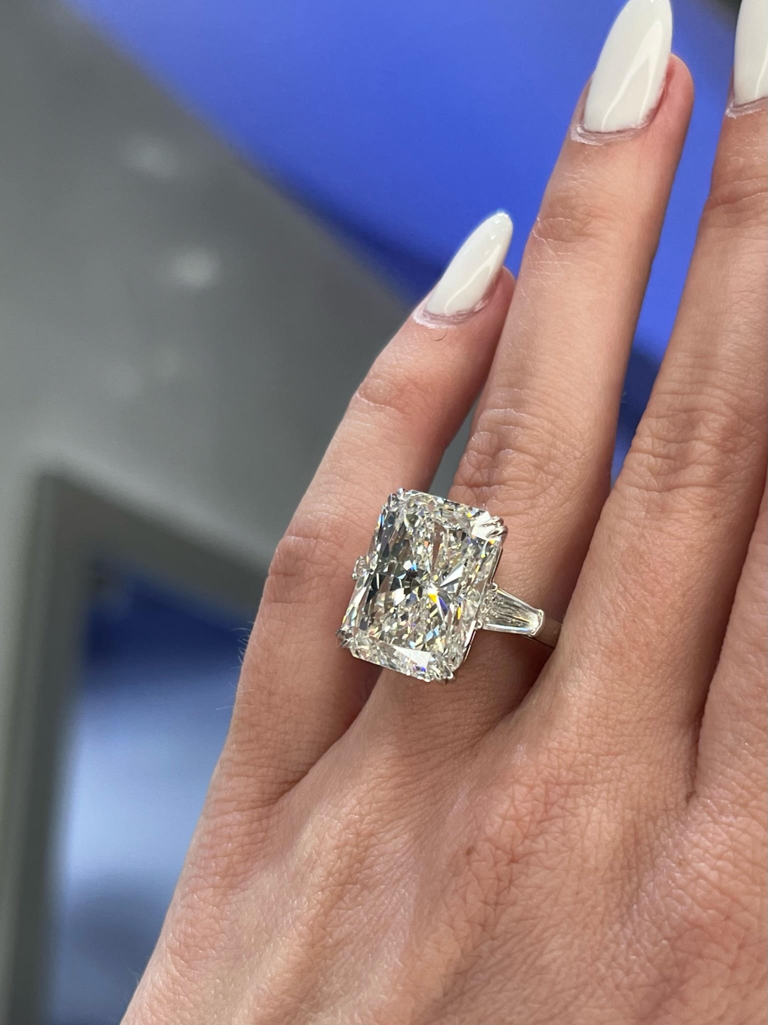 Women's David Rosenberg 15.03 Carat Radiant G/SI1 Cut GIA Diamond Engagement Ring For Sale