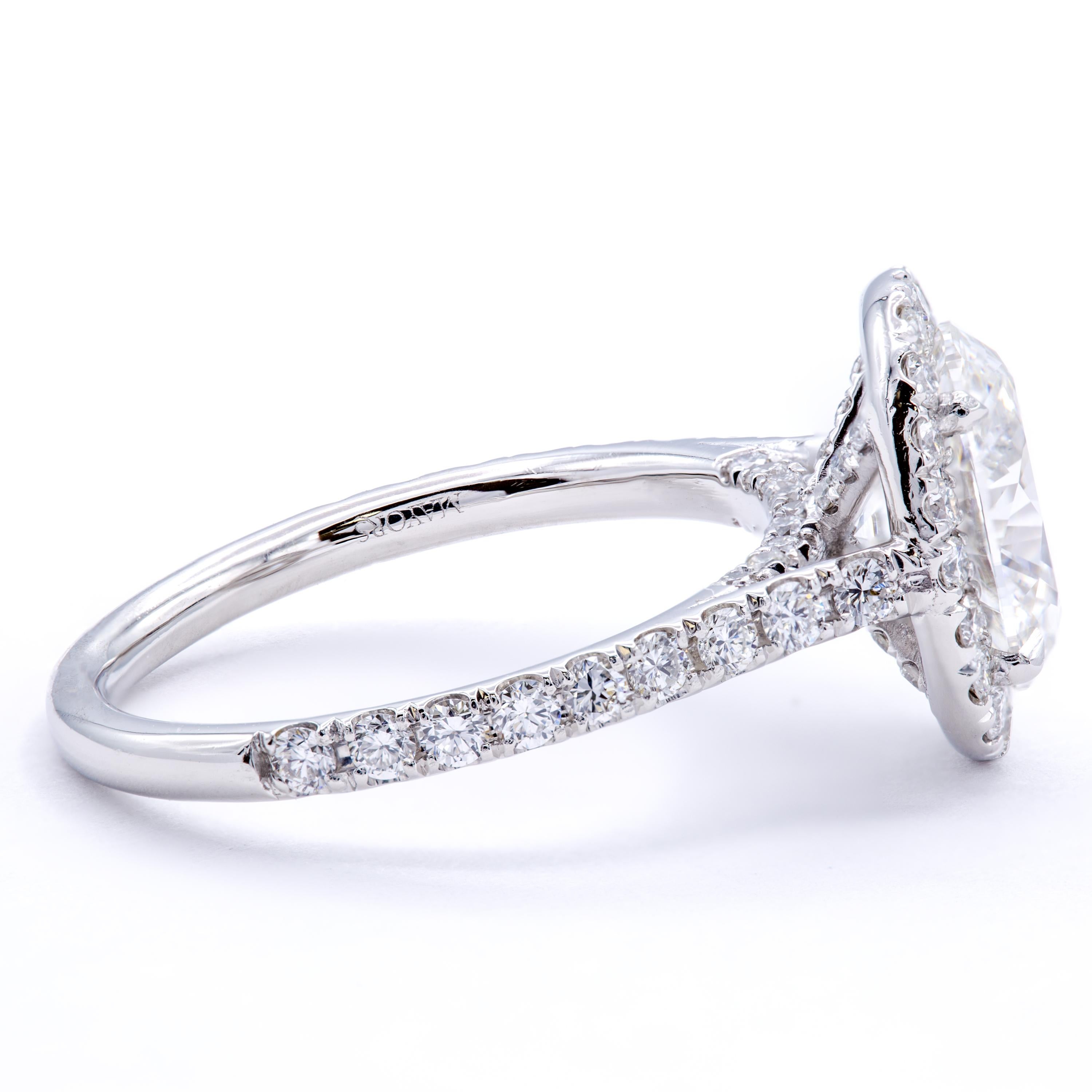 Modern David Rosenberg 1.51 Carat Oval Cut G/VS1 GIA Halo Diamond Engagement Ring