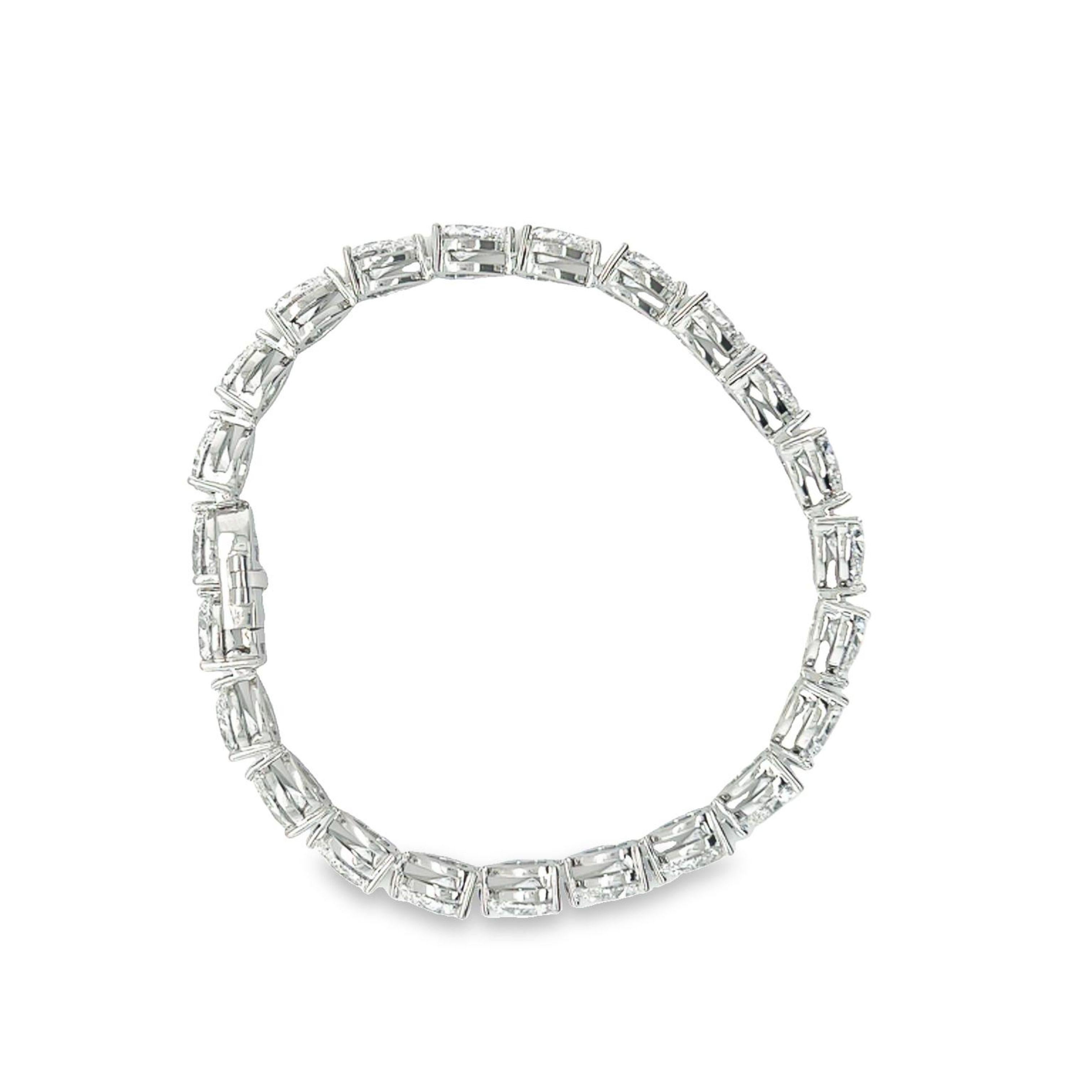 David Rosenberg Bracelet tennis en diamants blancs en forme de poire de 16,13 carats certifiés GIA  Pour femmes en vente