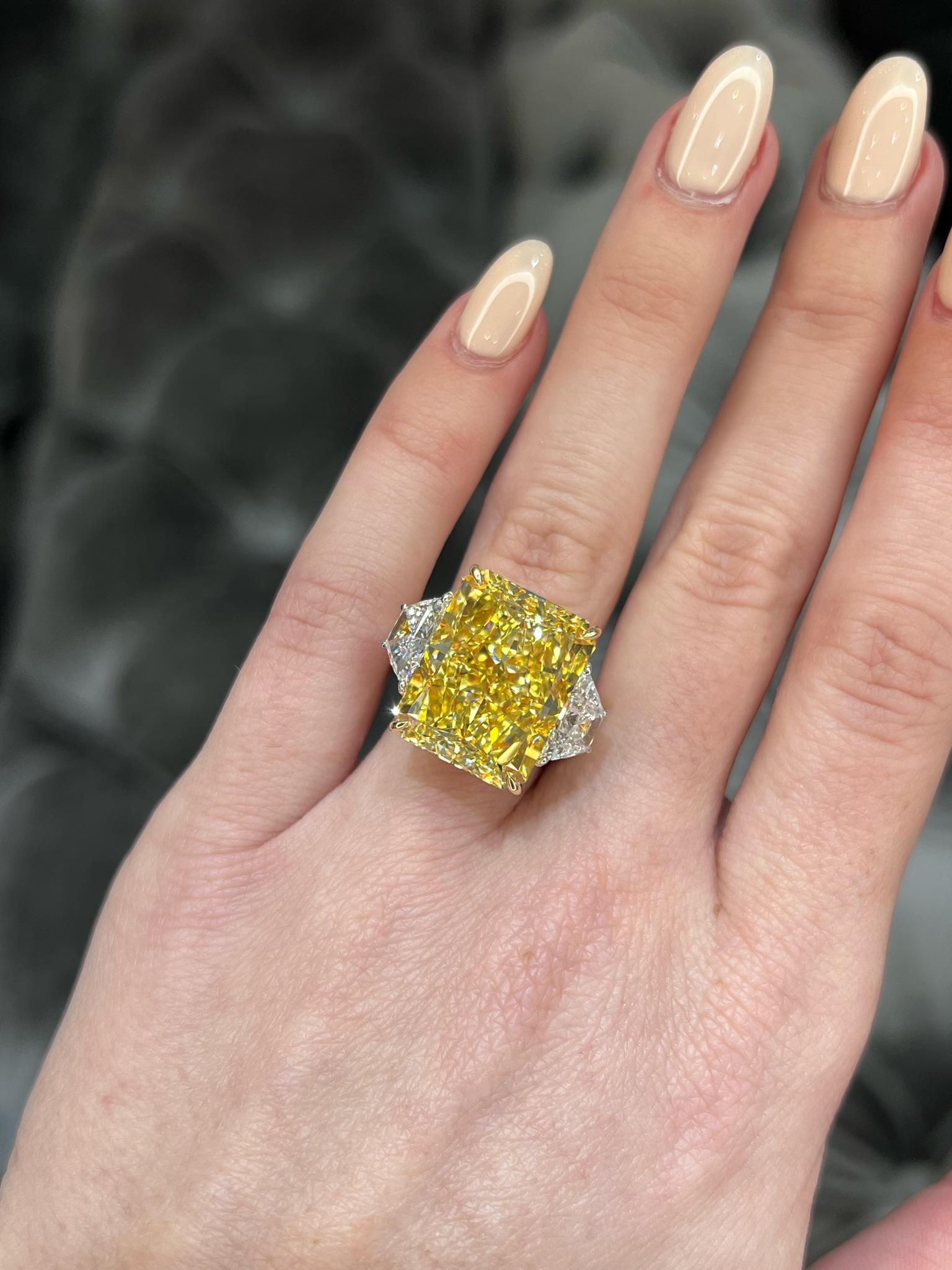 David Rosenberg 20.04ct Radiant Fancy Intense Yellow VS2 GIA Diamond Engagement For Sale 2