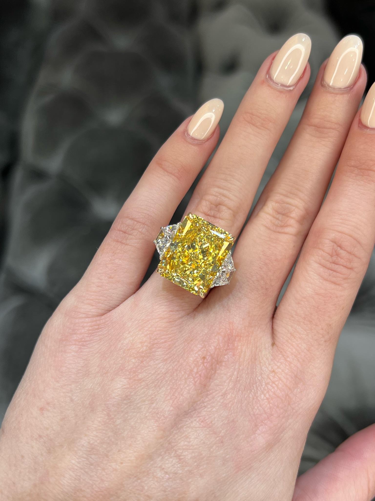 David Rosenberg 20.04ct Radiant Fancy Intense Yellow VS2 GIA Diamond Engagement For Sale 4