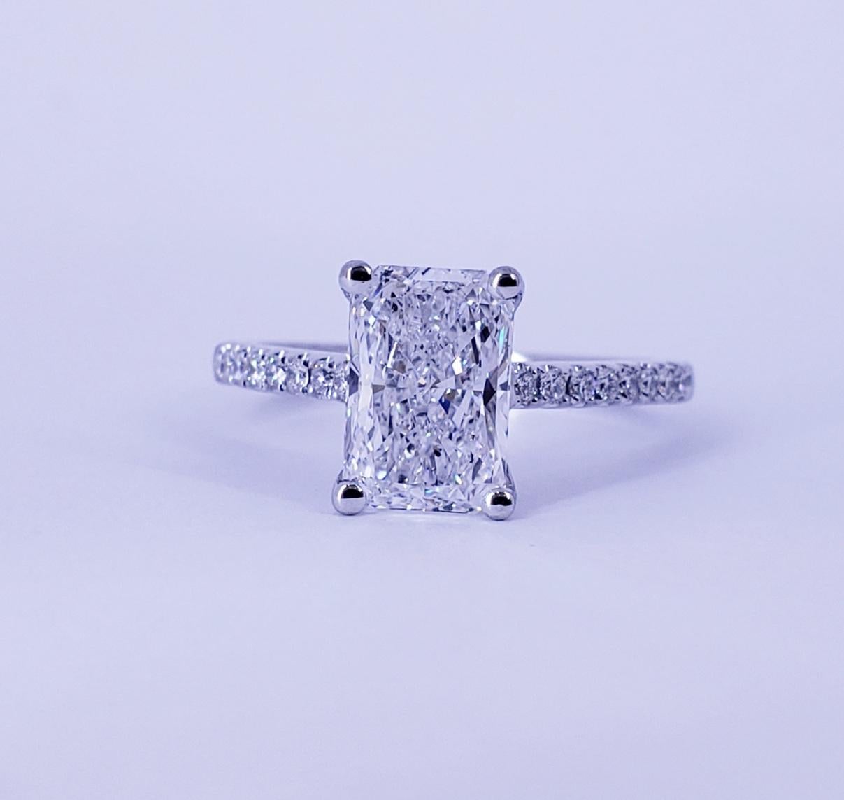 Modern David Rosenberg 2.02 Carat Radiant D/SI2 GIA Diamond Engagement Wedding Ring