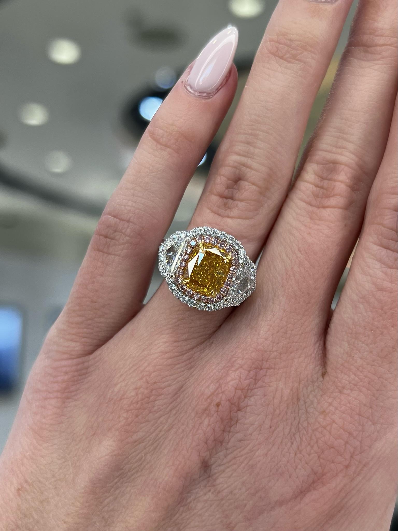 David Rosenberg Ring mit 2,05 Karat Fancy Intense Orange GIA Diamant im Kissenschliff  im Angebot 9