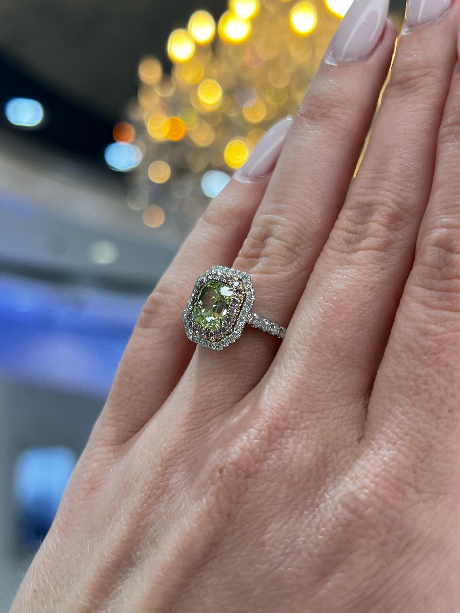 David Rosenberg Ring mit 2,07 Karat strahlendem, grünem, gelbem GIA-Diamant im Angebot 7