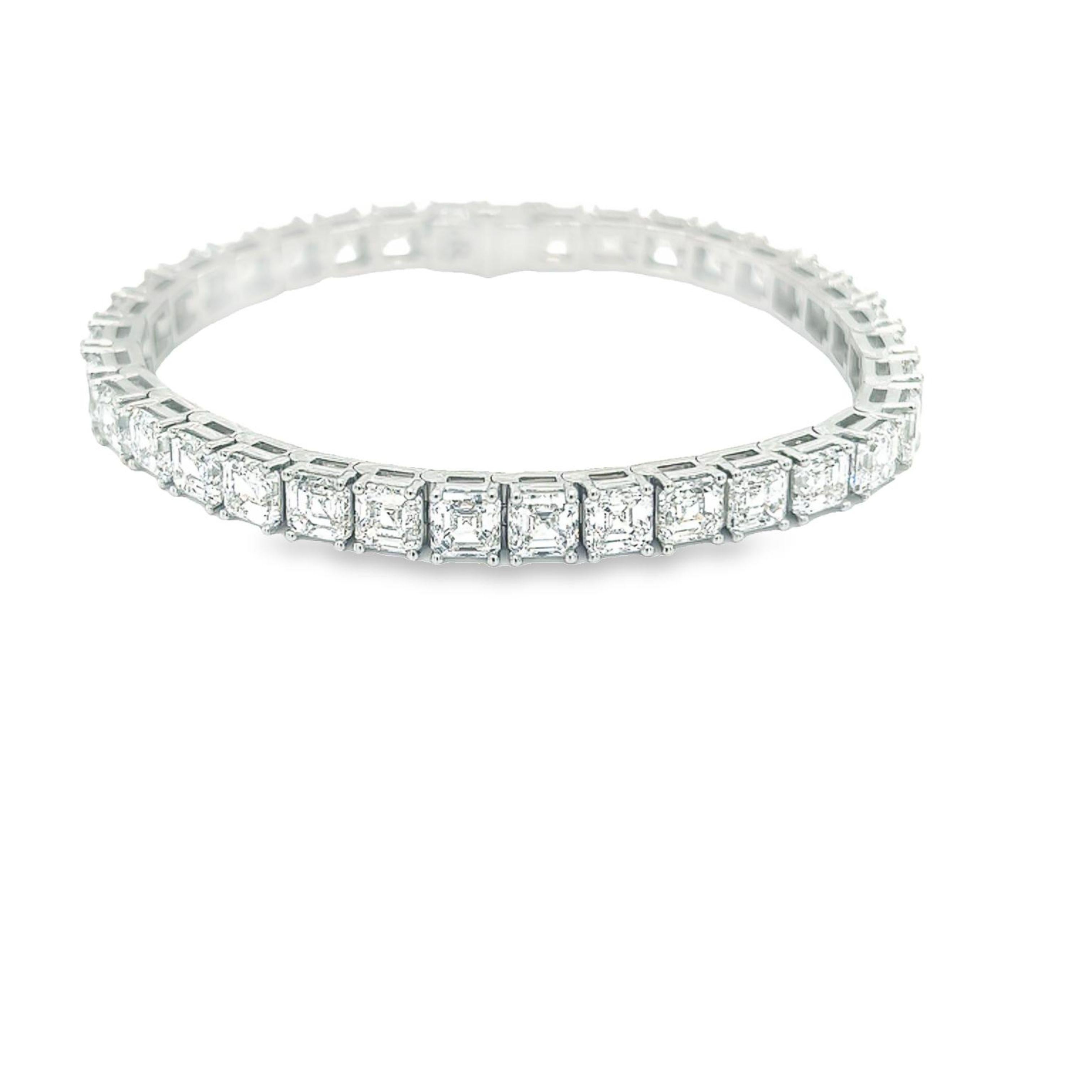 Moderne David Rosenberg Bracelet tennis en diamants blancs taille Asscher de 24,66 carats certifiés GIA  en vente