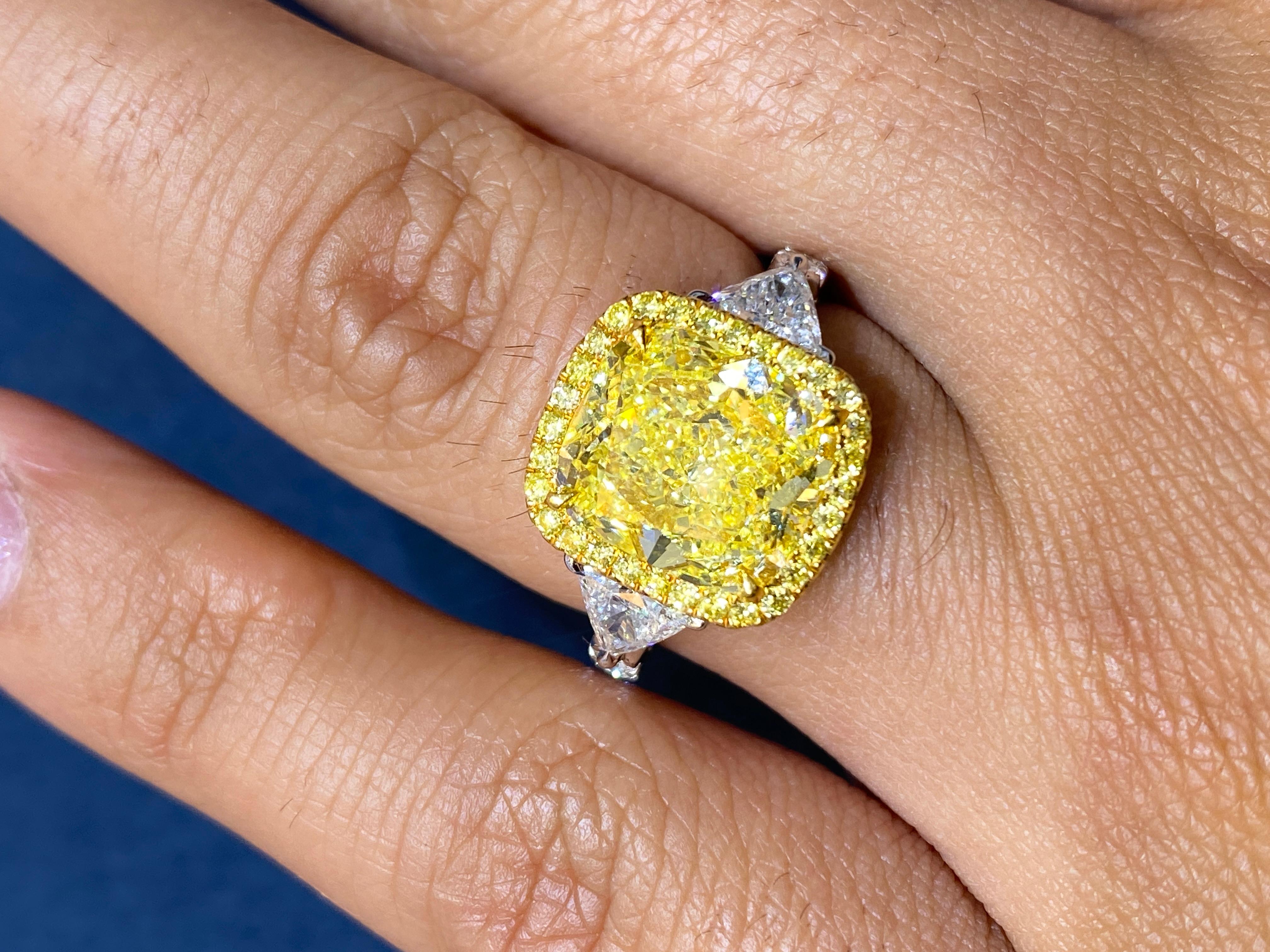 David Rosenberg 4.03 Ct Cushion Fancy Intense Yellow GIA Diamond Engagement Ring For Sale 1