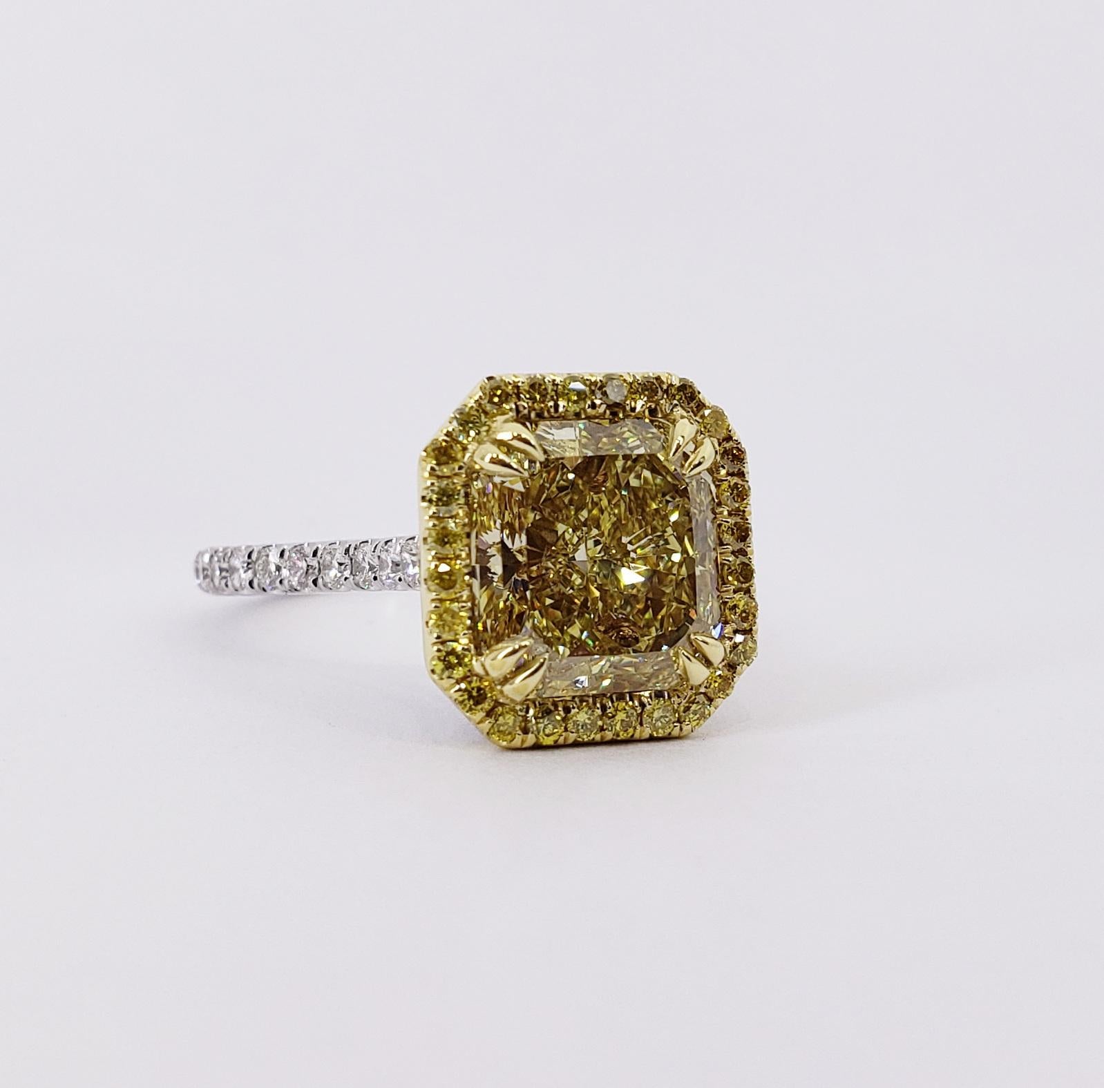 David Rosenberg 4.03 Ct Radiant FIY/VS2 GIA Halo Diamond Engagement Wedding Ring In New Condition For Sale In Boca Raton, FL
