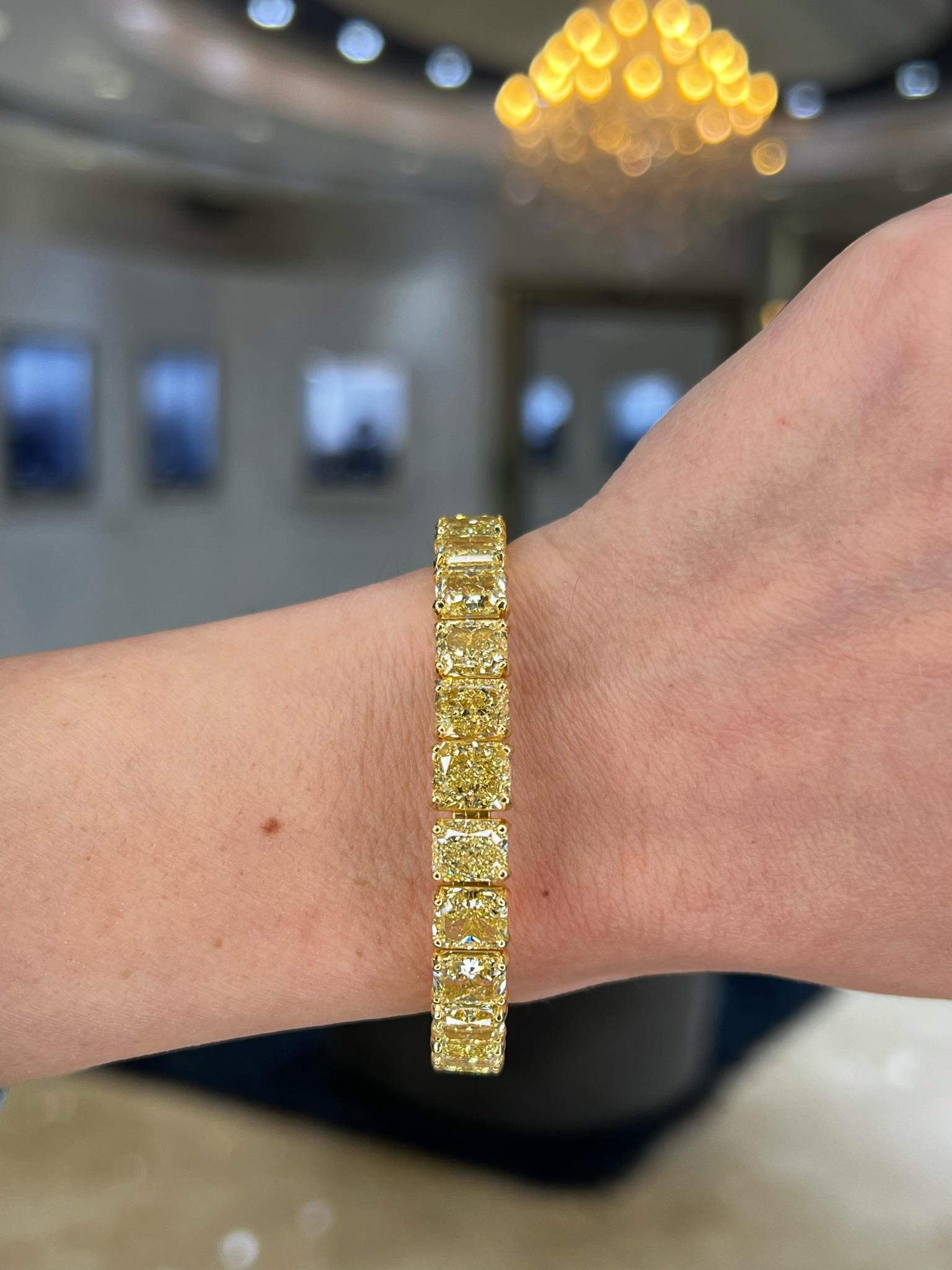 David Rosenberg Bracelet tennis GIA avec diamant jaune fantaisie radiant de 42,75 carats poids total  en vente 6