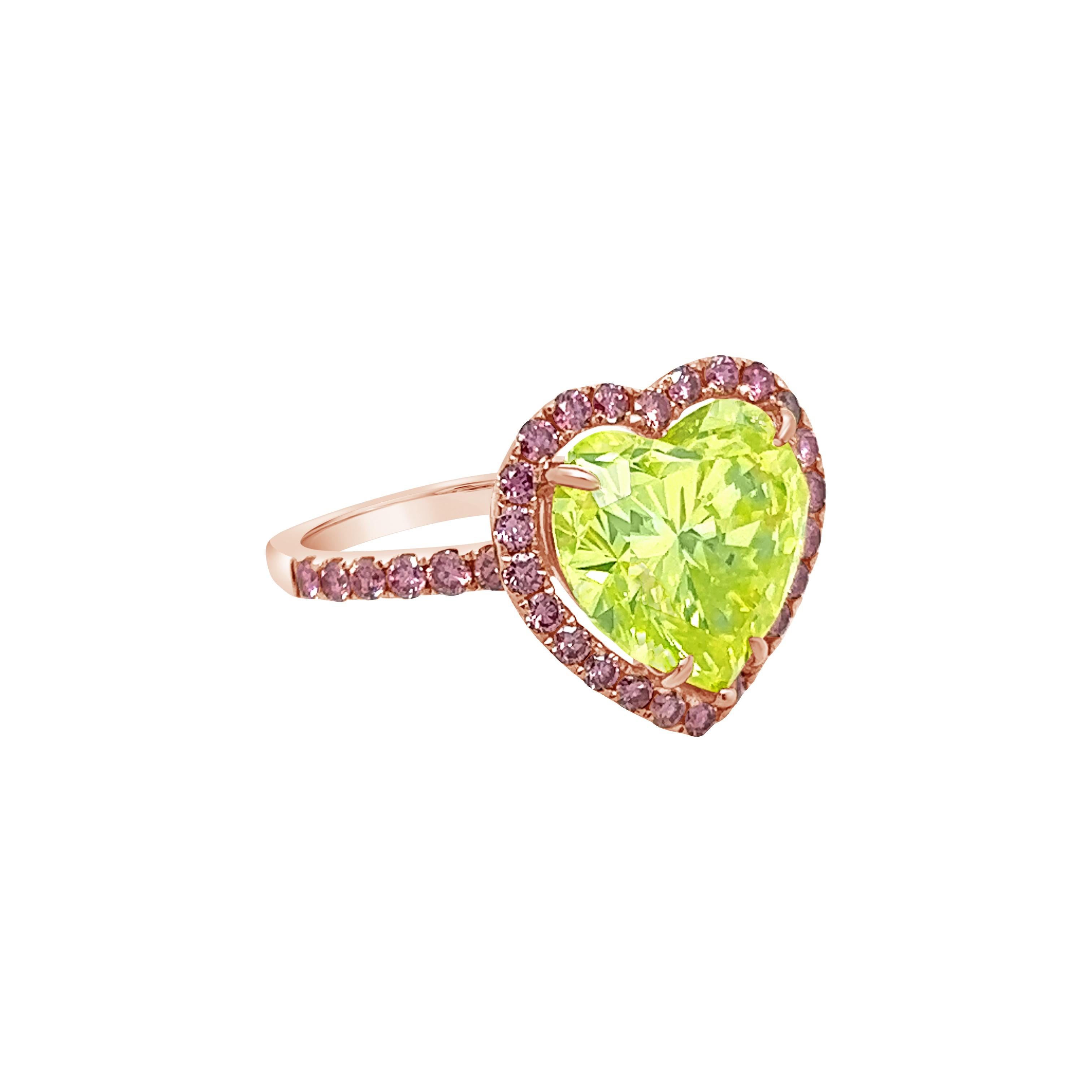 fancy vivid green diamond ring