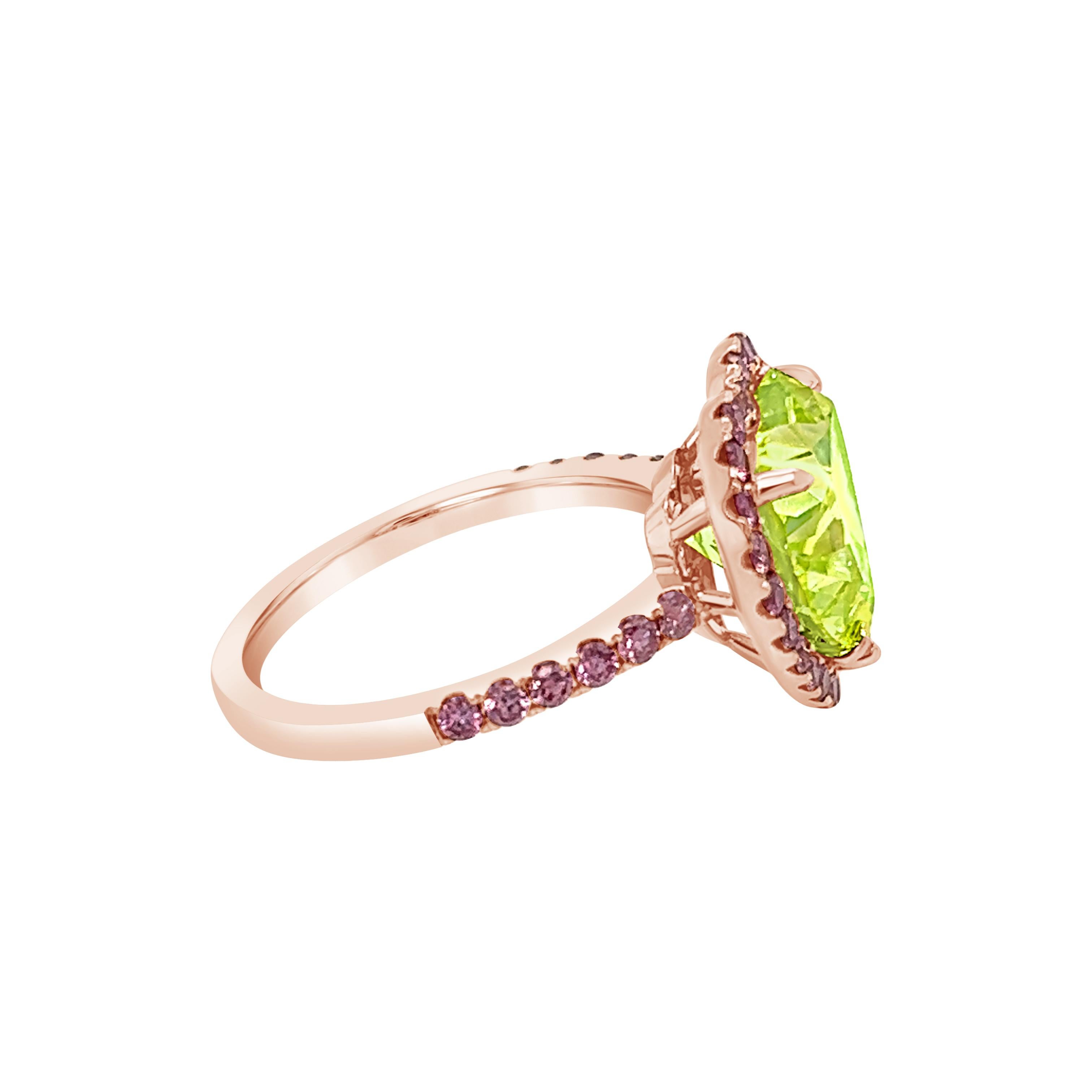 David Rosenberg 4,27 Karat herzförmiger Fancy Vivid Green Gelber GIA Diamantring  (Kissenschliff) im Angebot