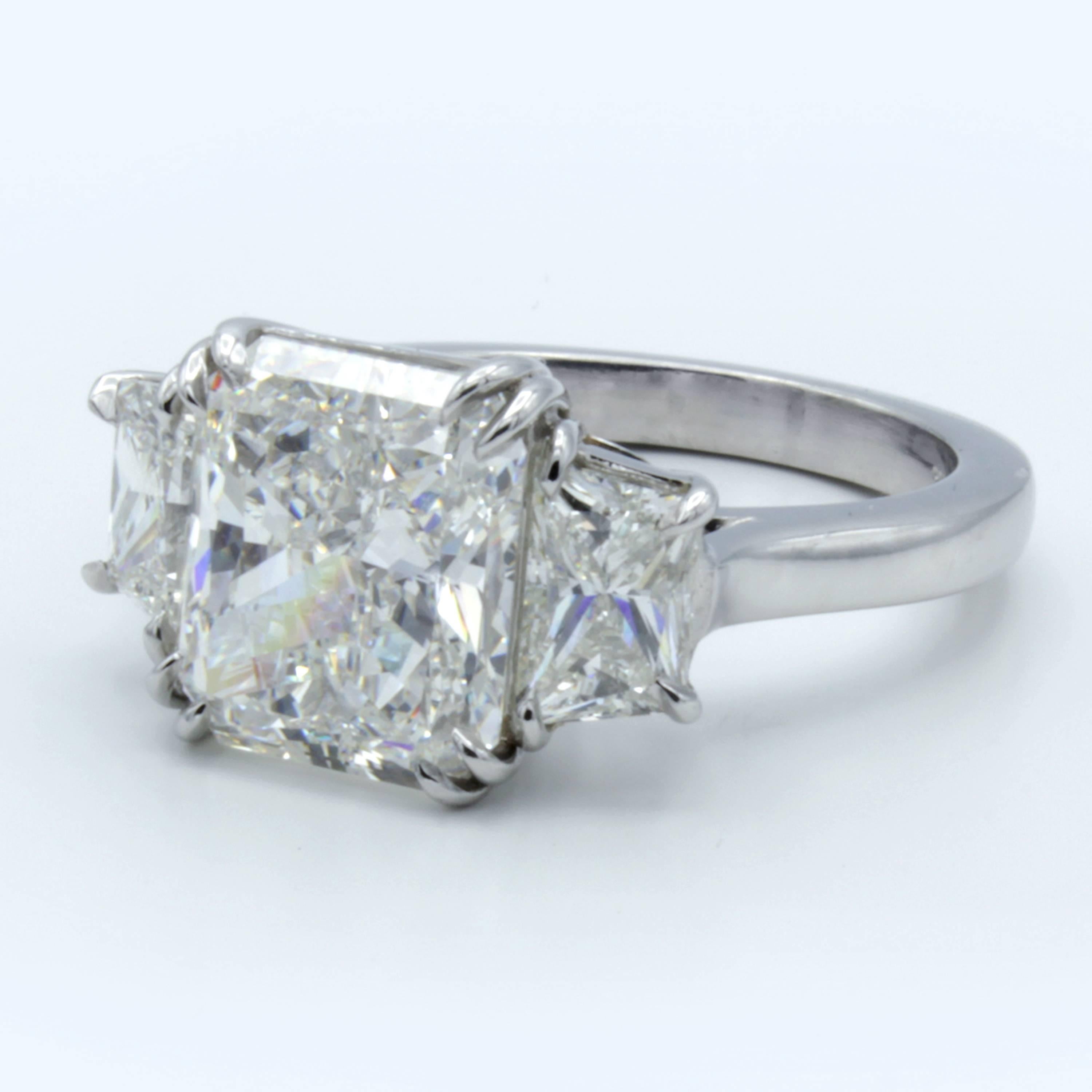 David Rosenberg 4.34 Carat Radiant Cut GIA Certified G/VS Platinum Diamond Ring In New Condition In Boca Raton, FL