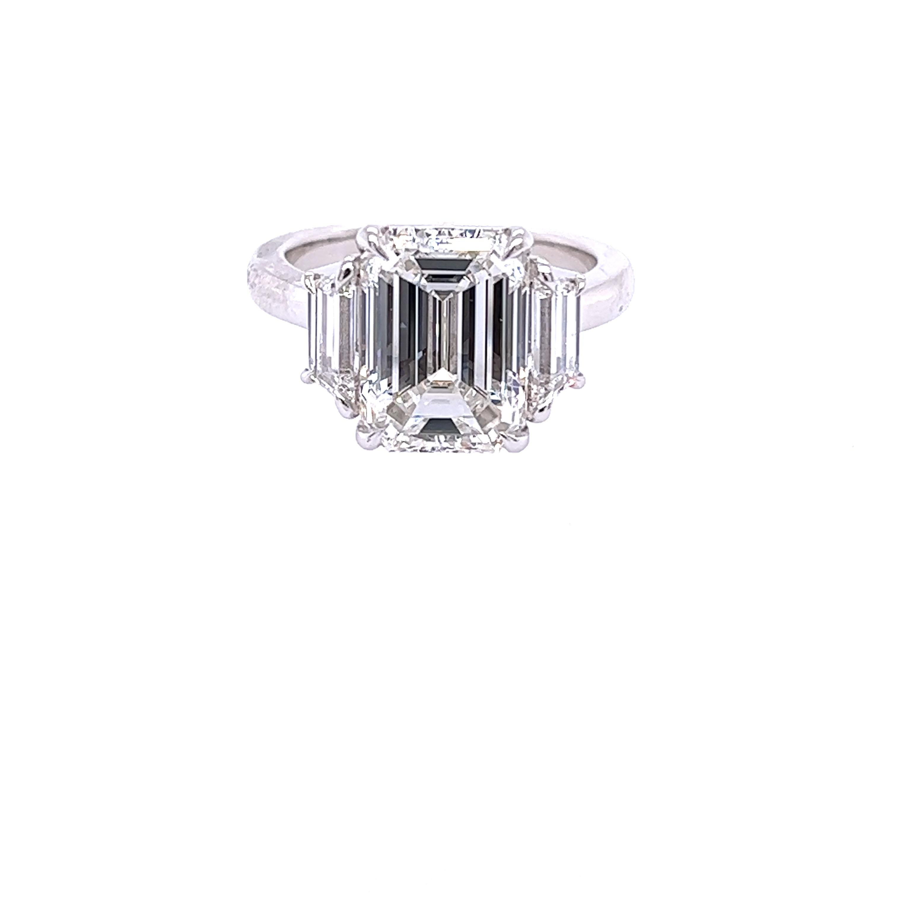 David Rosenberg 5.01 Carat Emerald Cut G VS1 GIA Diamond Engagement Ring For Sale 2