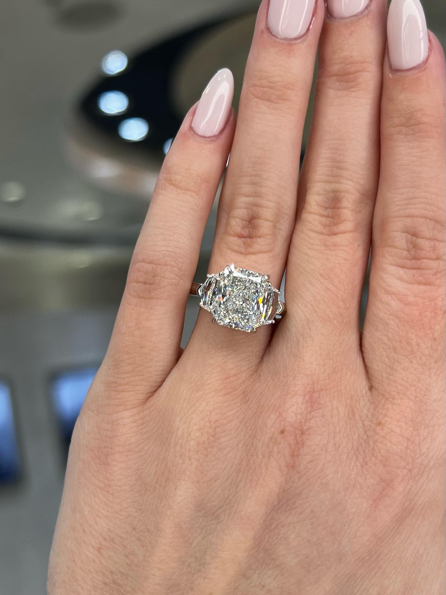 David Rosenberg 5.01 Carat Radiant Cut F SI1 GIA Diamond Engagement Ring For Sale 7