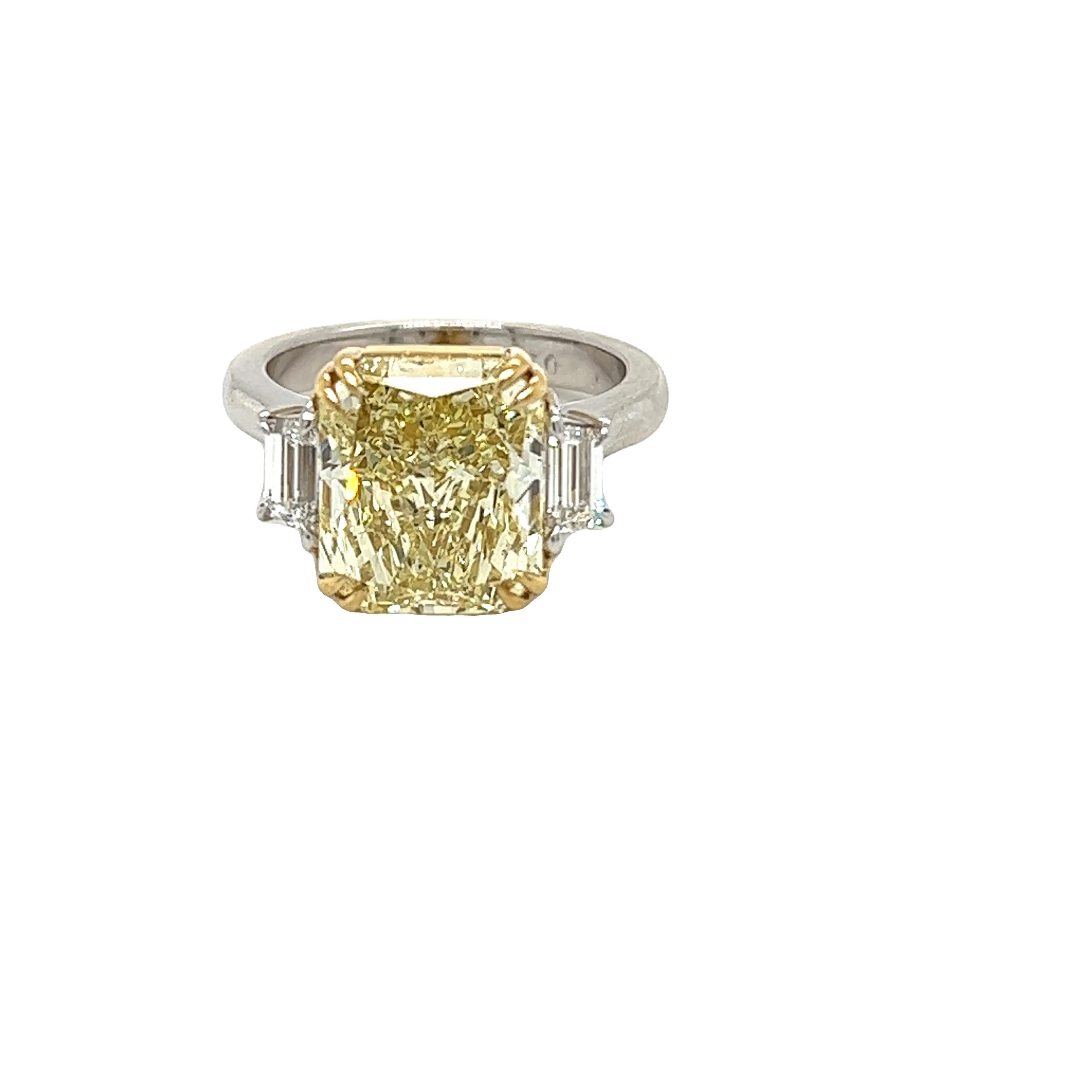 David Rosenberg 5.63 ct Radiant Fancy Light Yellow GIA Diamond Engagement Ring For Sale 1
