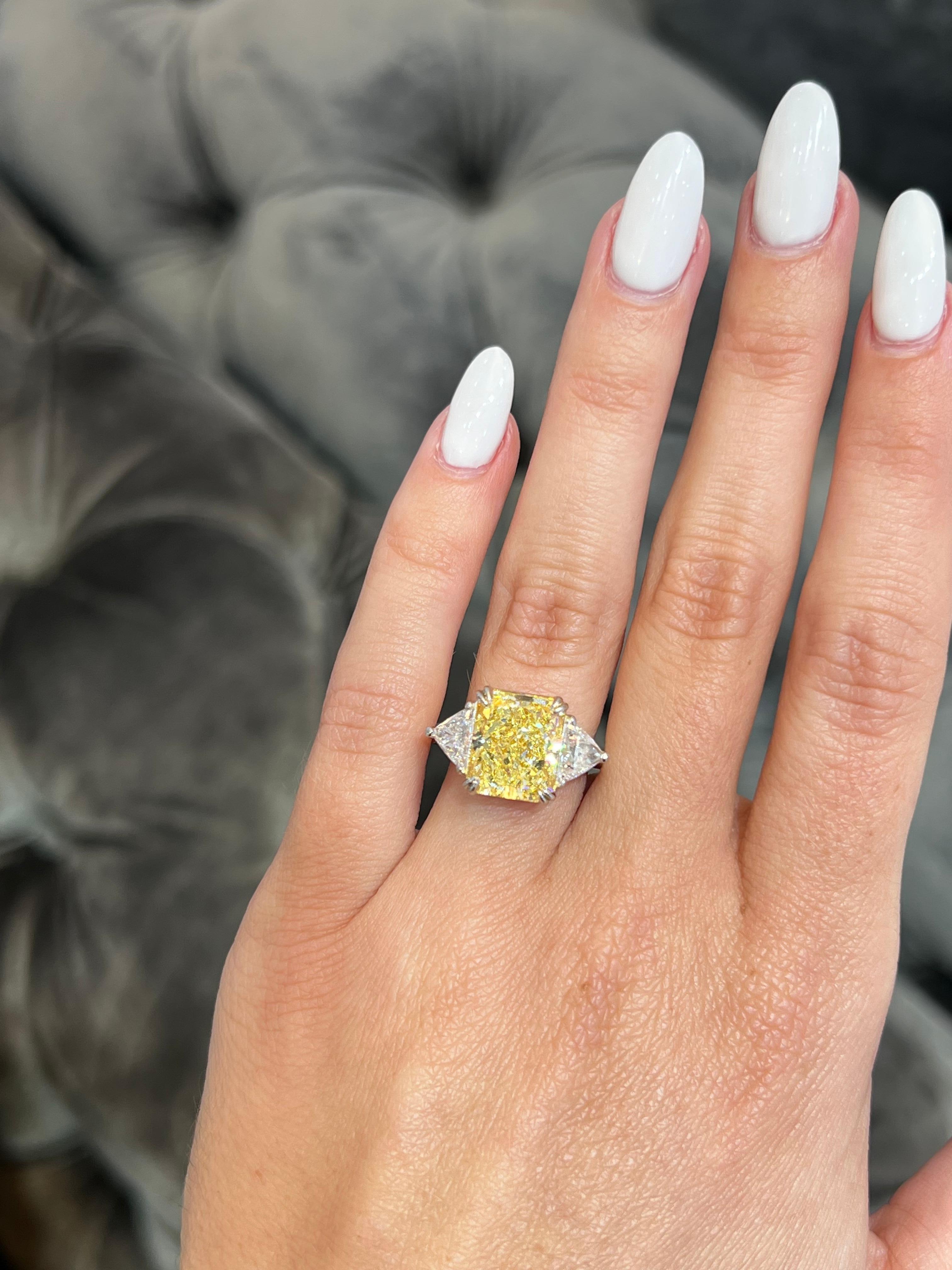 David Rosenberg 5.68 ct Fancy Light Yellow Radiant GIA Diamond Engagement Ring For Sale 5