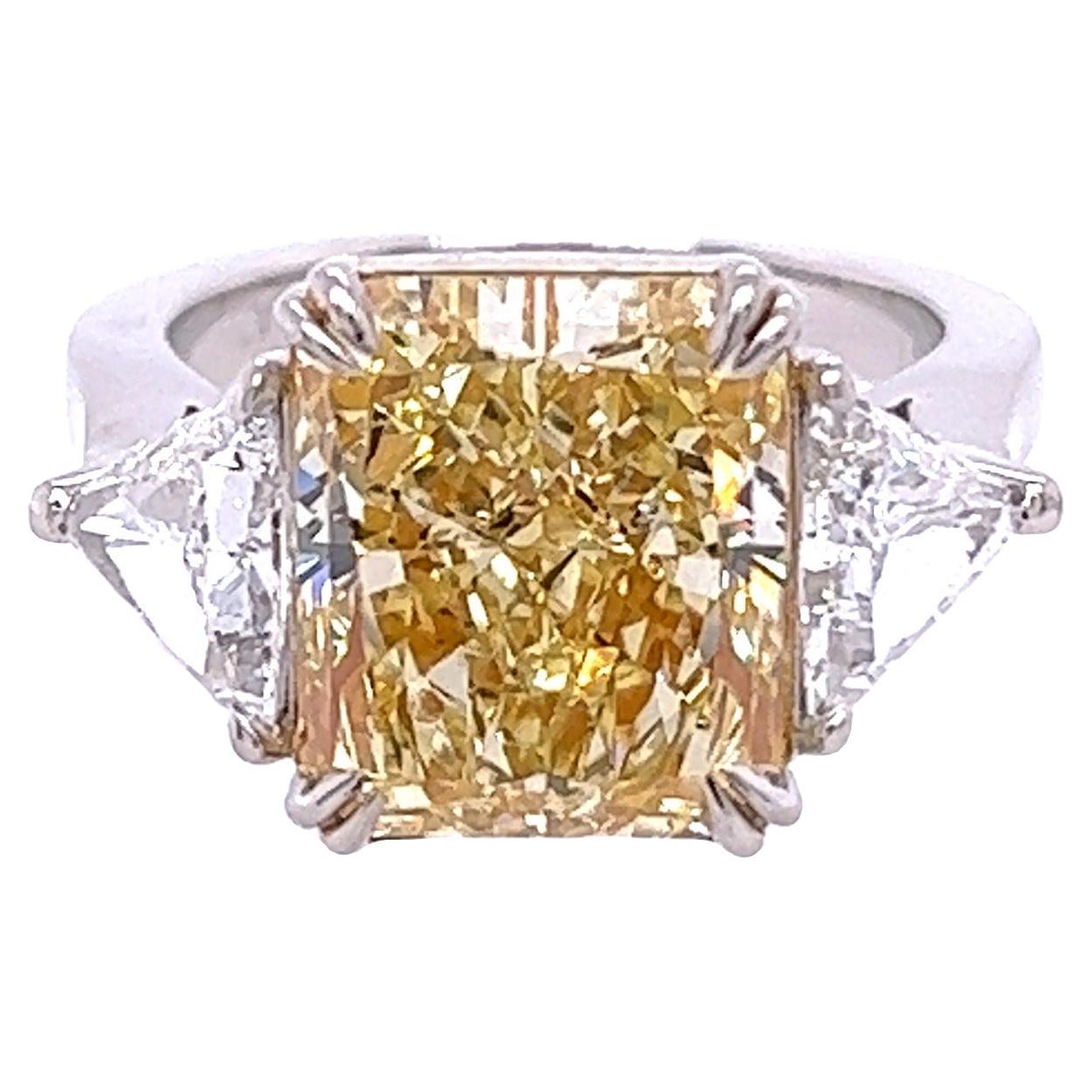 David Rosenberg 5.68 ct Fancy Light Yellow Radiant GIA Diamond Engagement Ring For Sale