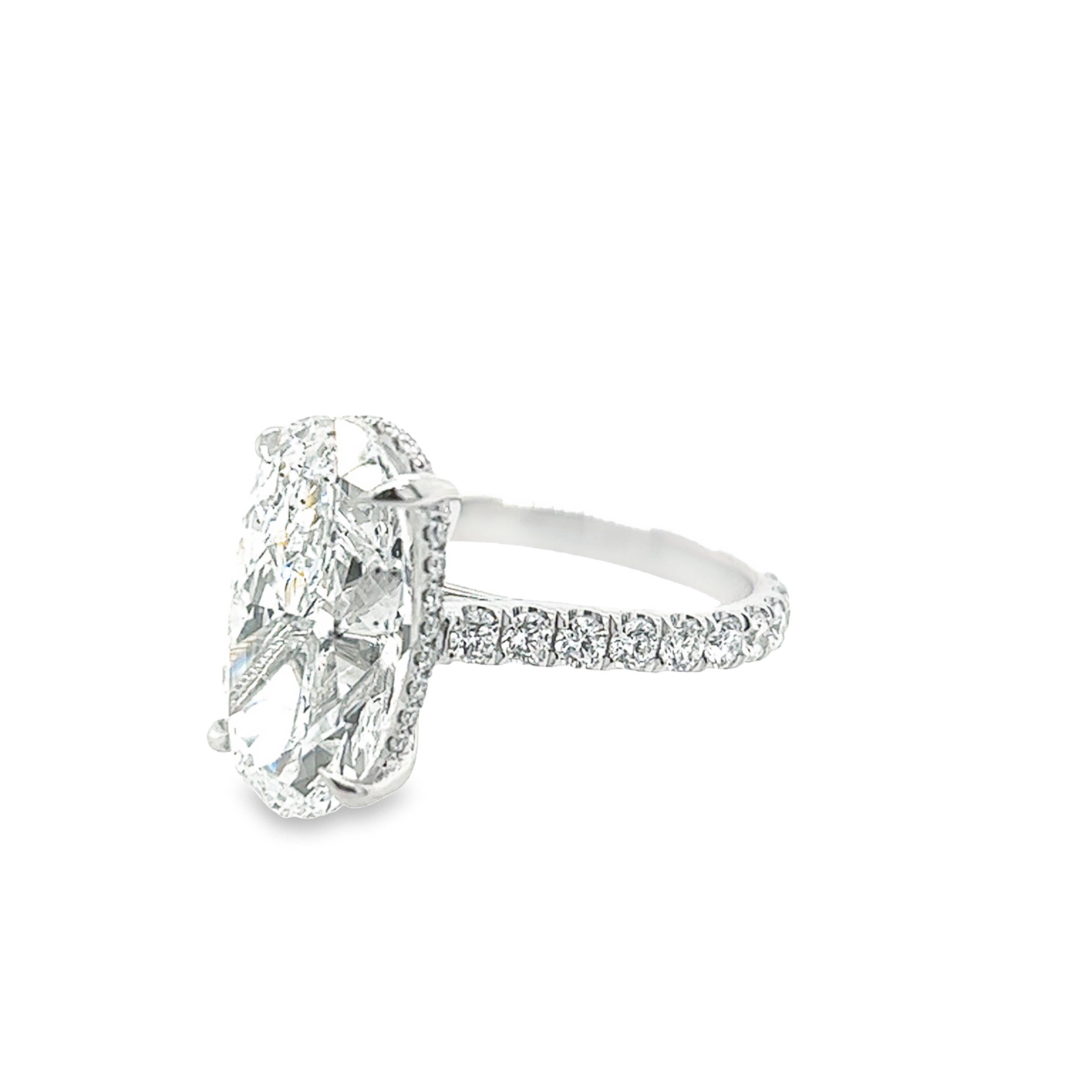 Moderne David Rosenberg, bague de fiançailles en diamant de forme ovale de 6,01 carats D/SI2, certifié GIA en vente