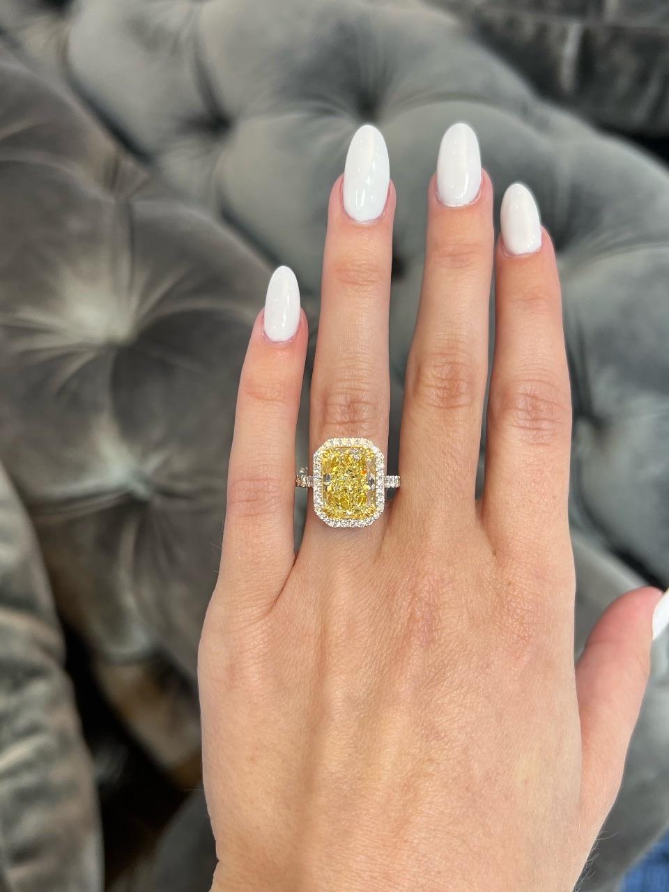 David Rosenberg 6.54 Ct Radiant Light Yellow GIA Diamond Engagement Ring For Sale 2