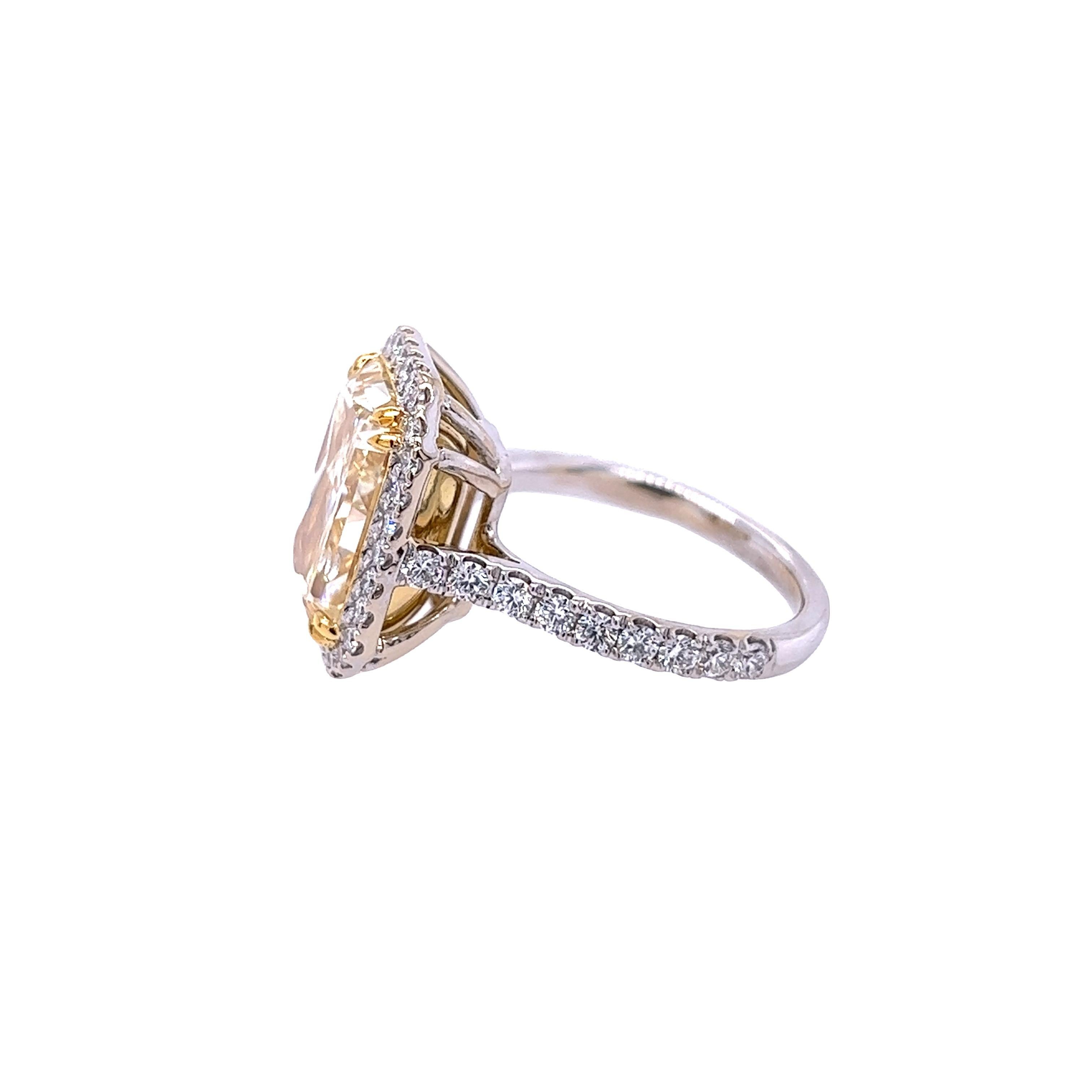Verlobungsring mit 6,54 Karat strahlendem hellgelbem GIA-Diamant von Rosenberg im Angebot 1