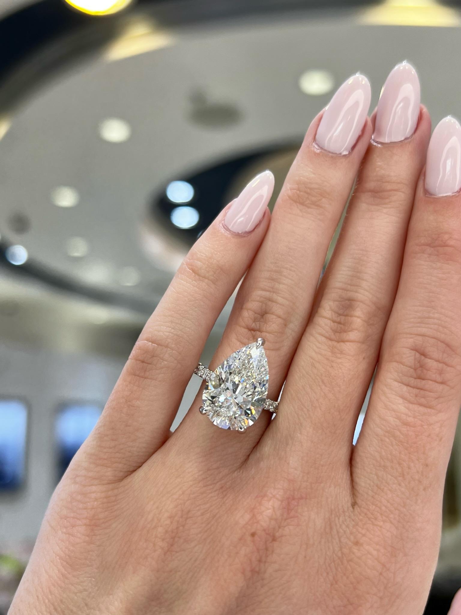 David Rosenberg 7.04 Carat Pear Shape Platinum GIA Diamond Engagement Ring For Sale 1