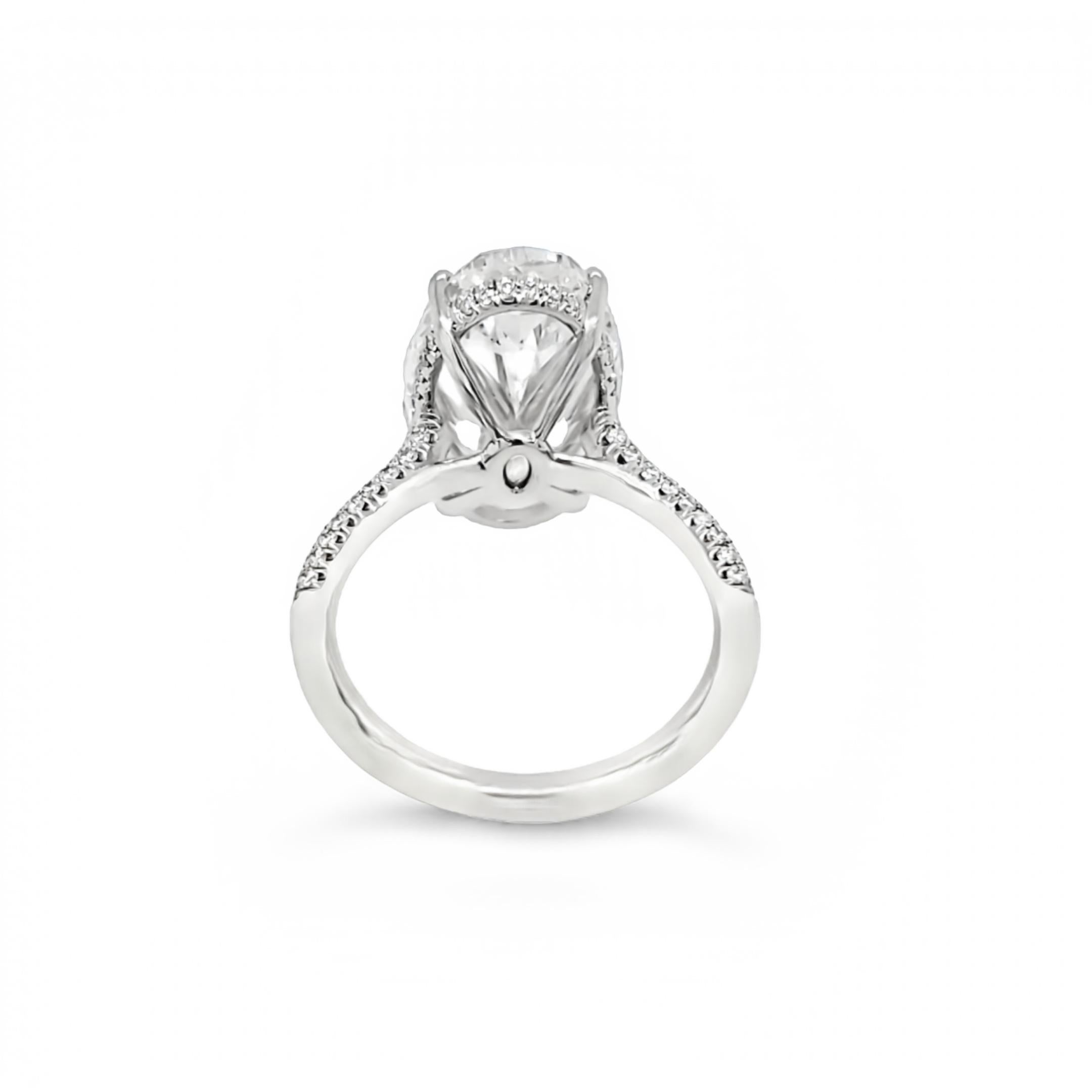 Modern David Rosenberg 7.66 Carat Oval G VS2 GIA Diamond Engagement Ring 