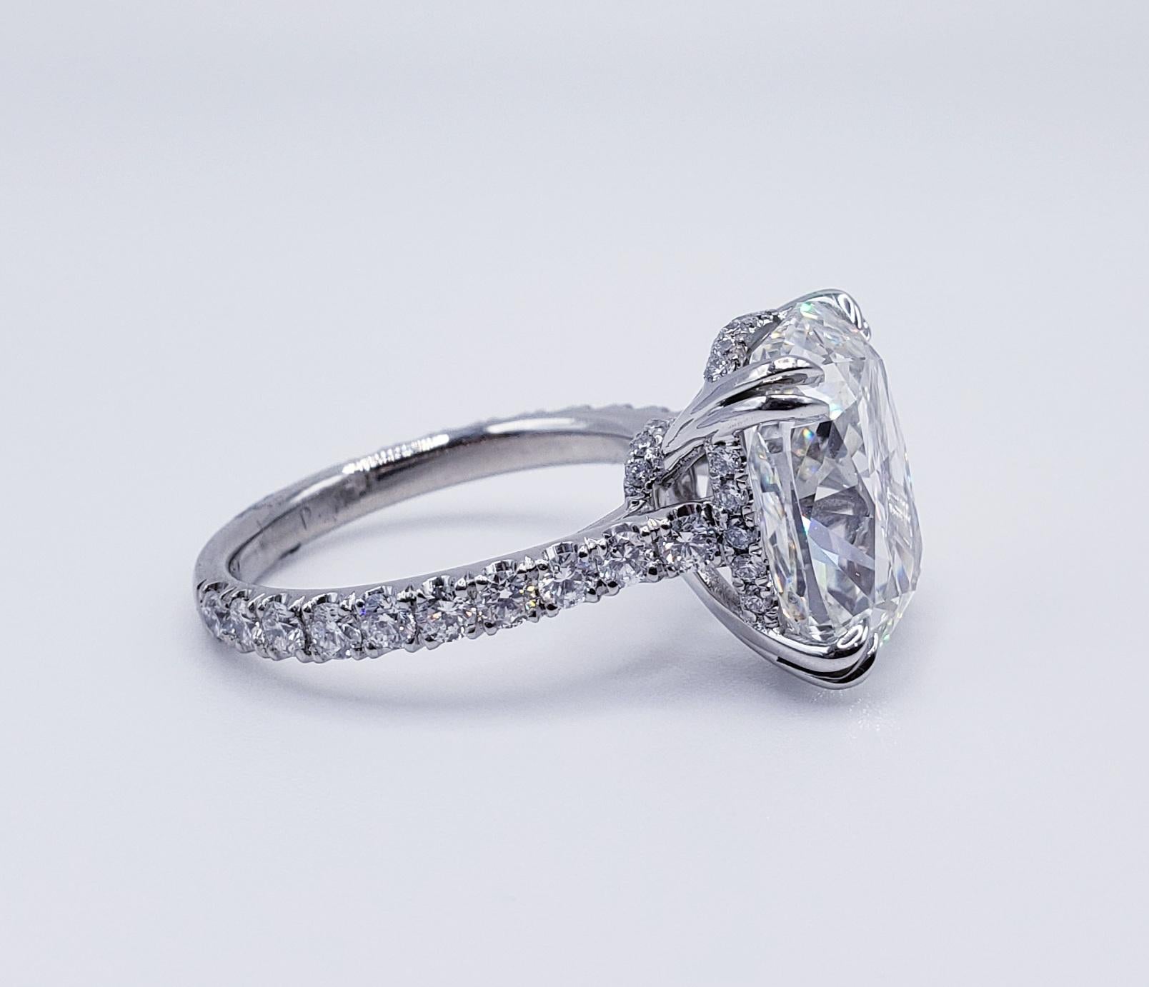 Women's David Rosenberg 8.72 Carat Cushion Cut H VS2 GIA Diamond Engagement Ring