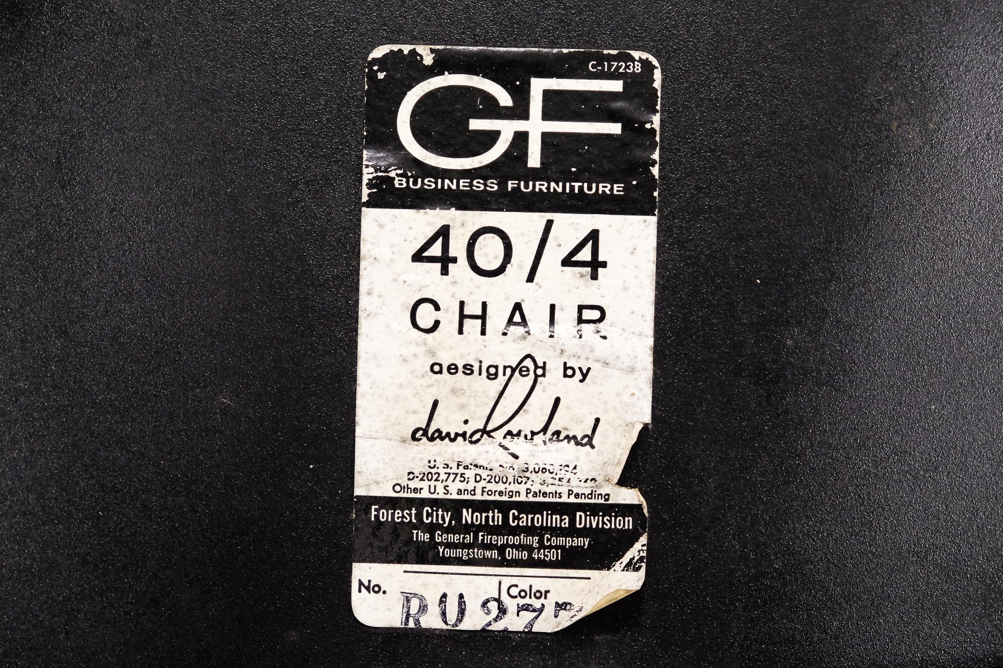 David Rowland 40/4 Metal Stacking Chair, 1960s 3