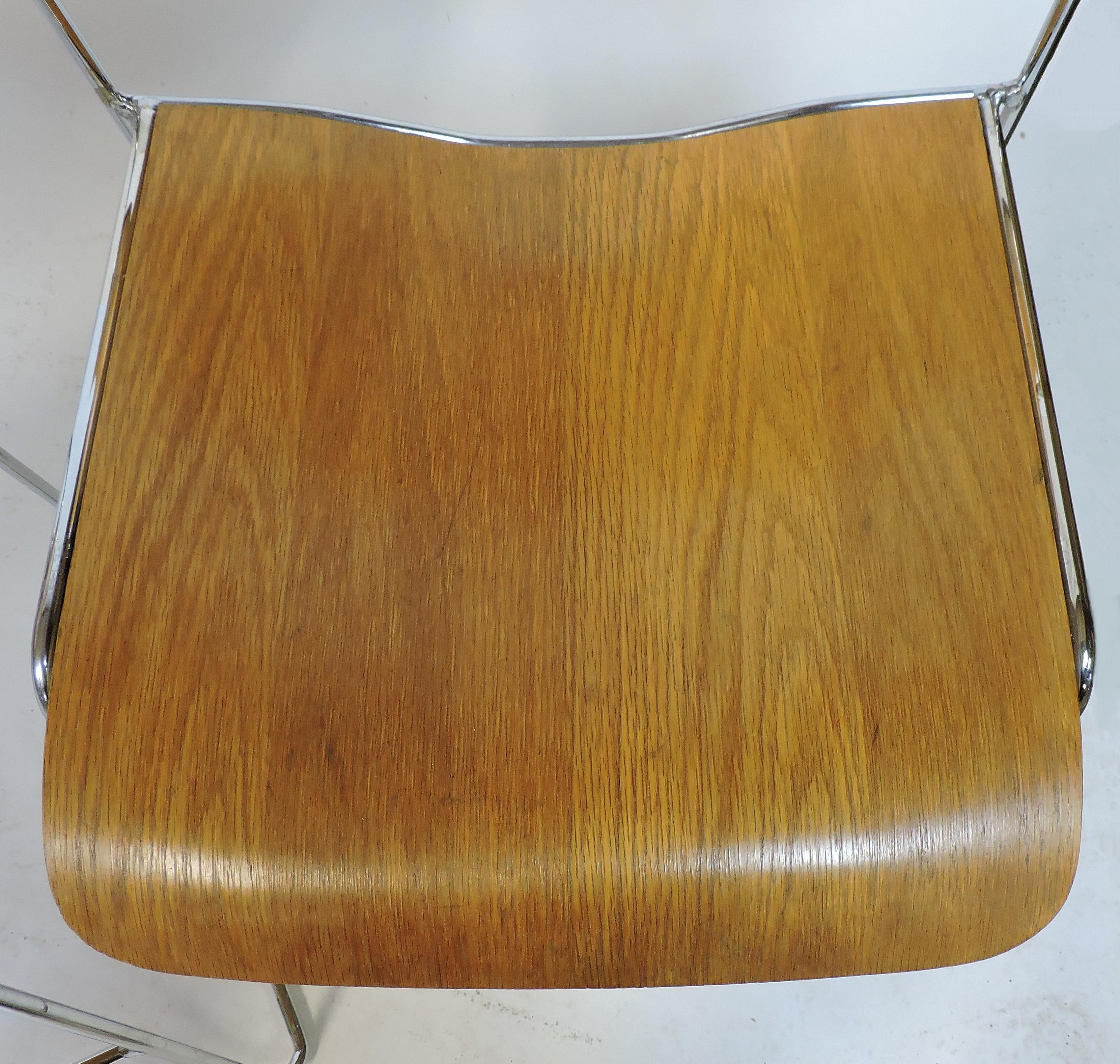 Wood David Rowland 40/4 Mid-Century Modern Bentwood Stackable Chair