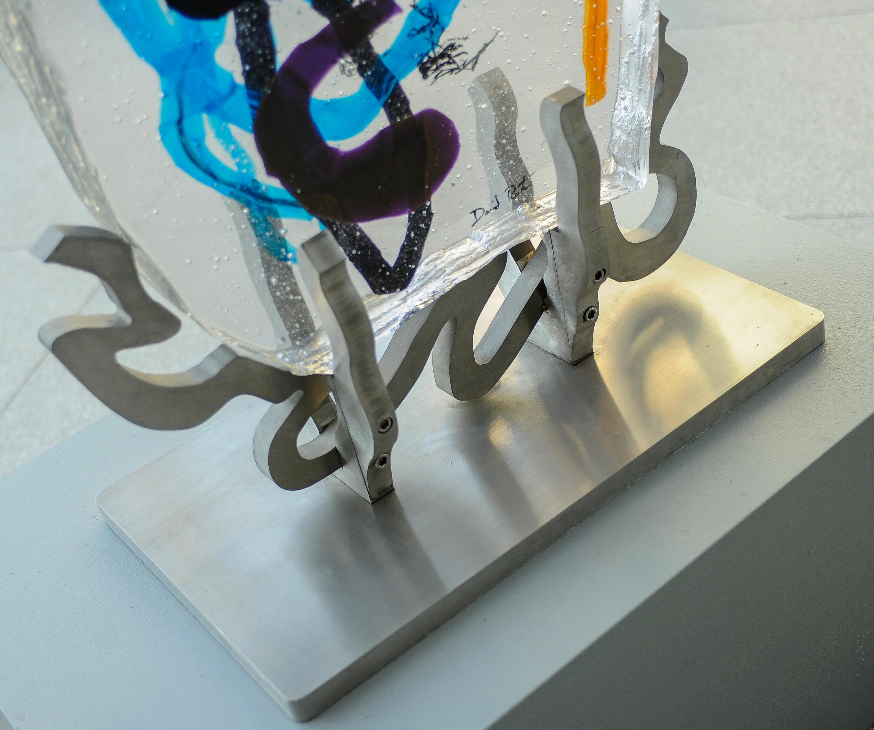 Abstrakte Skulptur aus gegossenem Glas, „Pura Gede“, 2008 von David Ruth im Angebot 2