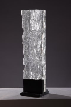 Scultura contemporanea in vetro fuso, 'Eticuera', 2024 di David Ruth