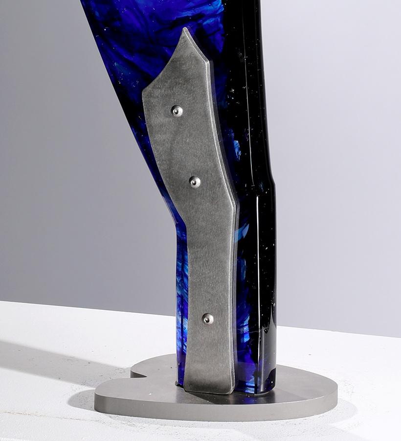 Sculpture contemporaine en verre coulé, 