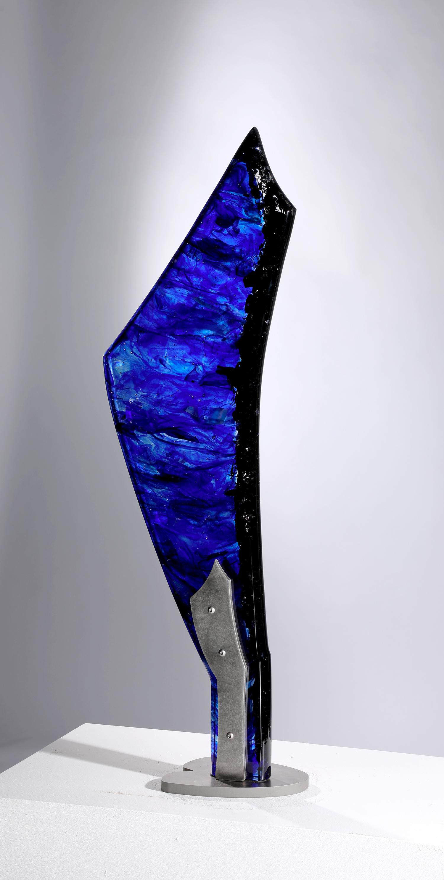 Contemporary Cast Glass Sculpture, "Mahitu", 2013 von David Ruth