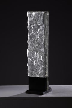 Escultura contemporánea de vidrio colado, 'Routan, 2024 de David Ruth
