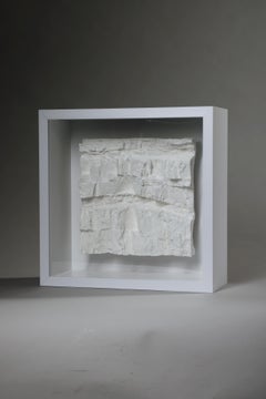 Sculpture contemporaine en papier moulé, "Ross", 2023 par David Ruth