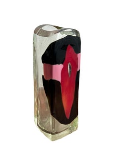 Rote und schwarze Vase, zeitgenössische mundgeblasene Glasskulptur von David Ruth