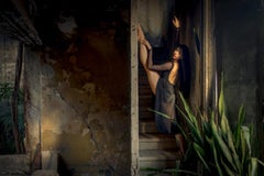 Bailarina de Ballet en Teatro Abandonado. La Habana, Cuba