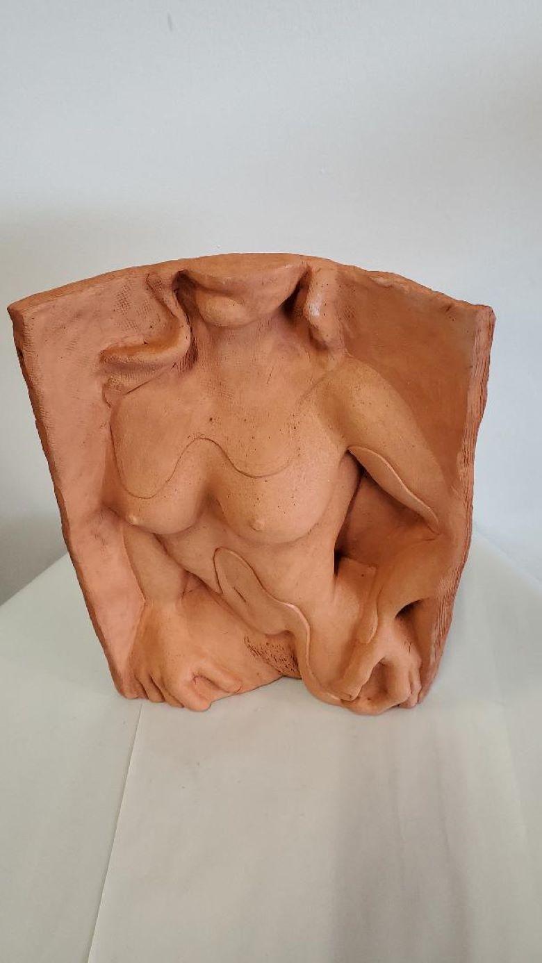 DAVID SEGEL Sculpture Large Terracotta Double Sided Curved  en vente 9