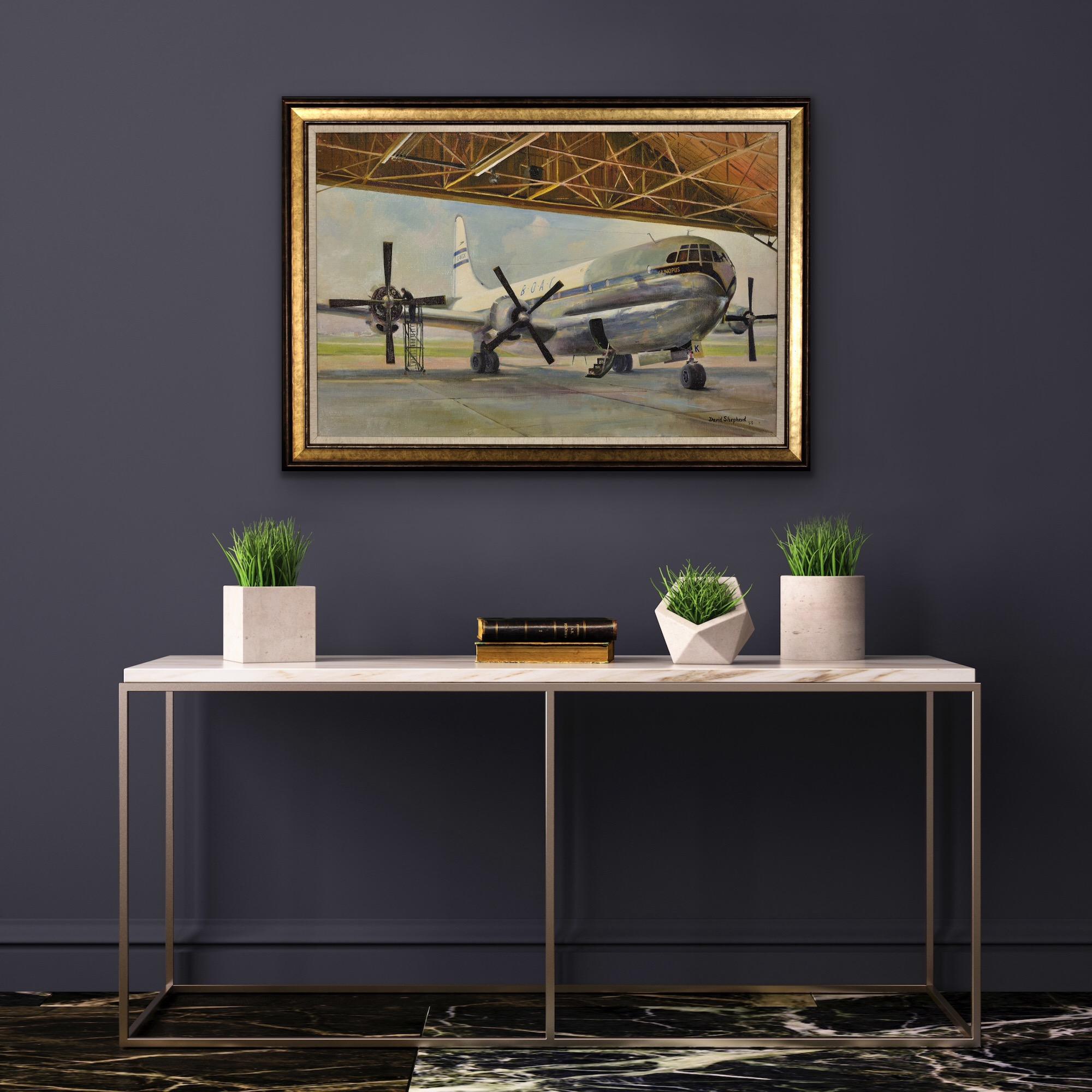 David Shepherd.
Inglese ( nato nel 1931 e morto nel 2017 ).
Gigante rinfrescato, 1953. Boeing 377 Stratocruiser della BOAC, Canopus.
Olio su tela.
Firmato e datato 1953 in basso a destra.
Dimensioni dell'immagine 19,7 pollici x 29,5 pollici (50 cm x