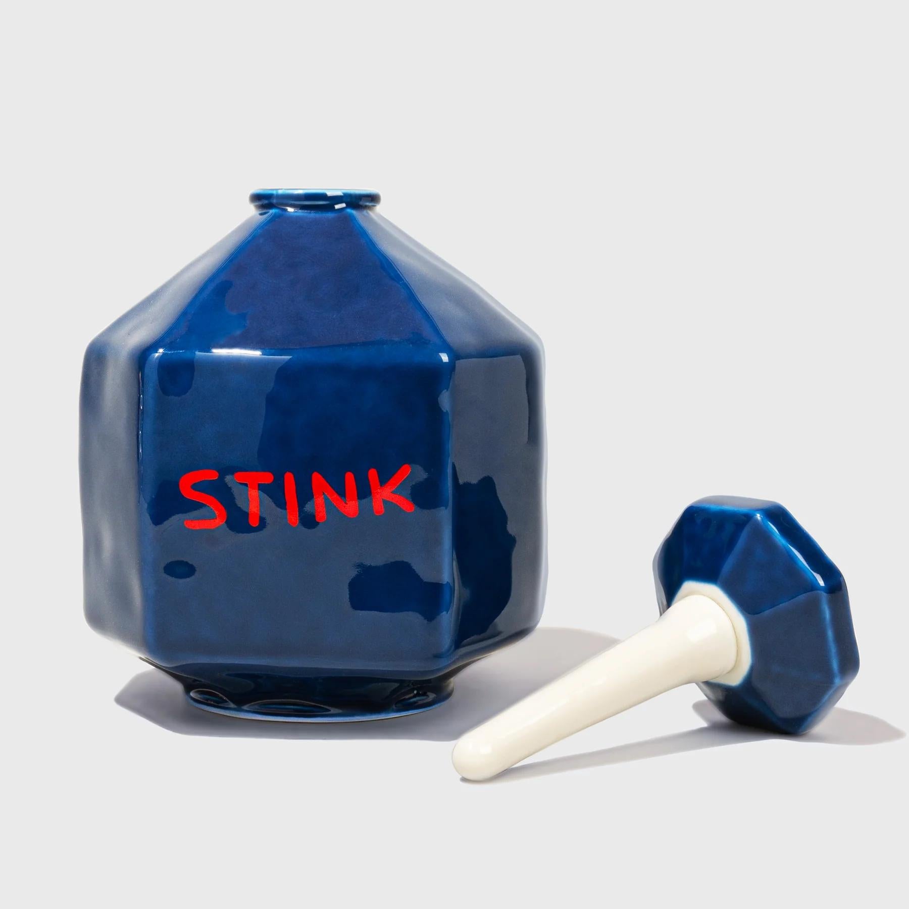 DAVID SHRIGLEY - STINK

Date of creation: 2023
Medium: Ceramic
Edition: 75
Size: 16.5 x 12 x 12 cm
Condition: New, in mint conditions and never displayed
Description: Ceramic sculpture part of a limited edition of only 75. Includes hand signed and