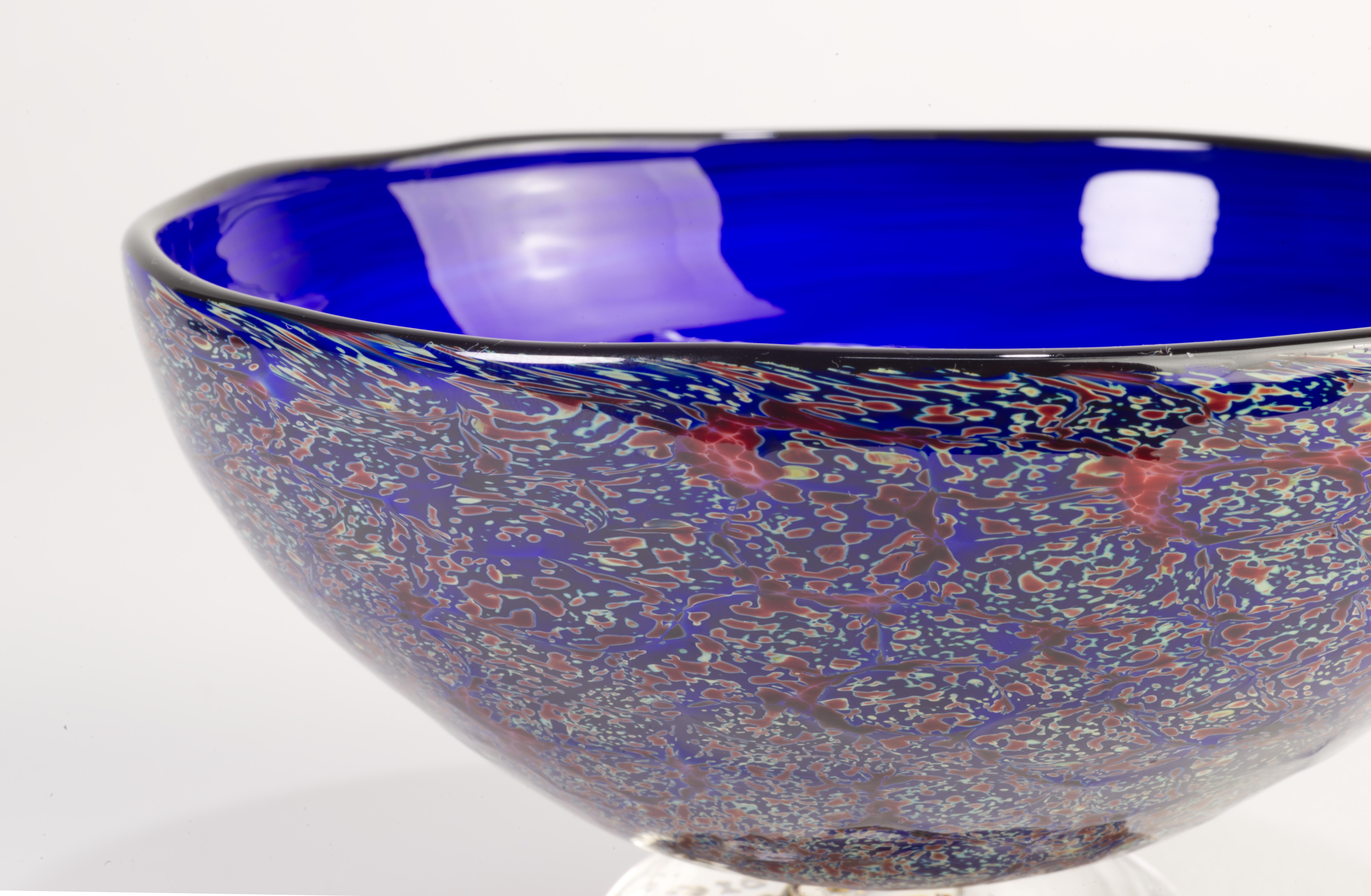Organico moderno David Smith Blowing Sands Studio Cobalt Bowl, Seattle Art Glass in vendita