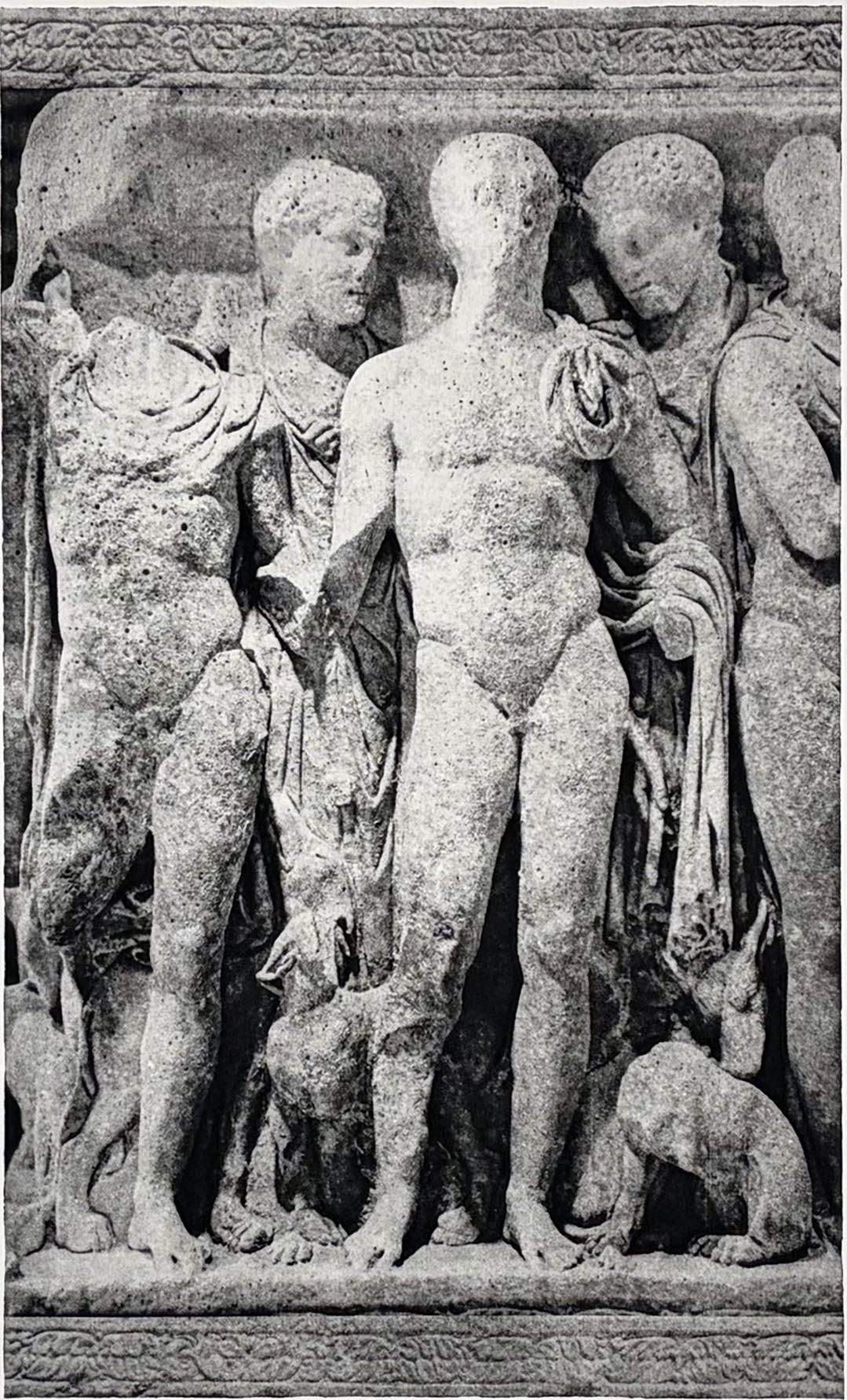 Los Romanos en Tarquena — Photogravure Triptych of Ancient Male Nude Reliefs For Sale 1