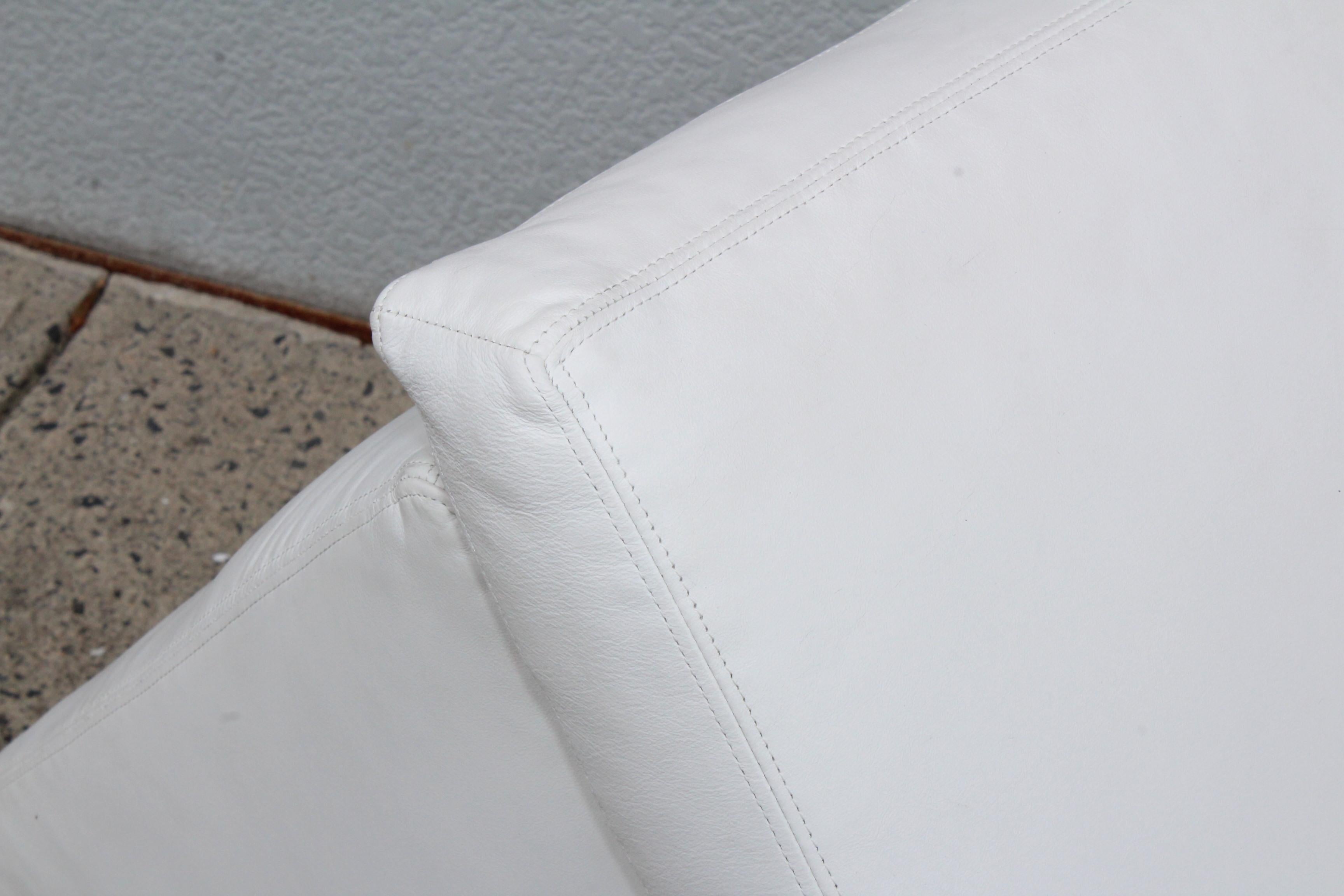 David Snyder for Thayer Cogging Modernist Leather Sofa 2