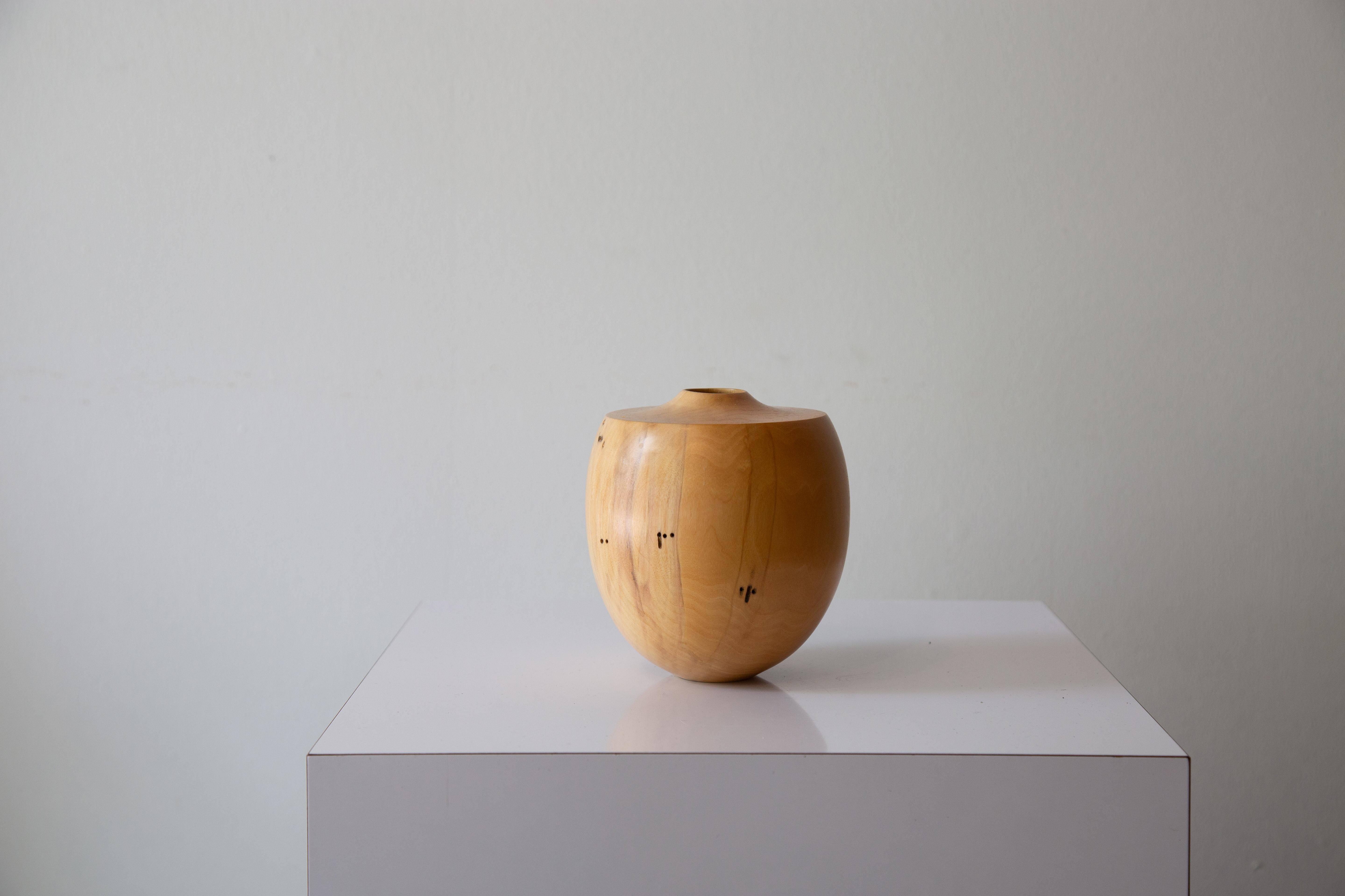 David Souza Box Elder Studio Wood Turned Bud Vase In Good Condition In Virginia Beach, VA