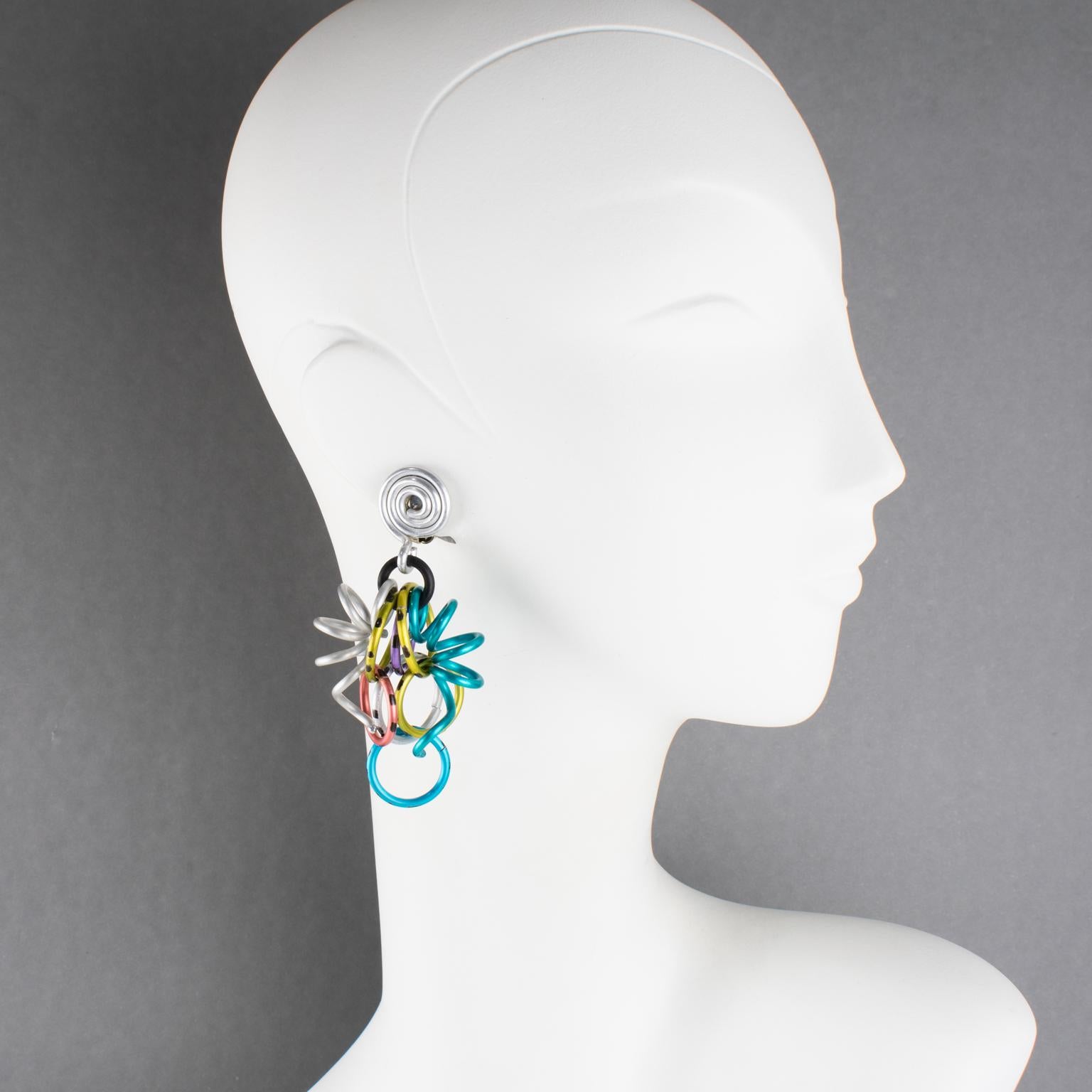 David Spada Orecchini a clip arcobaleno e argento in alluminio in vendita 5