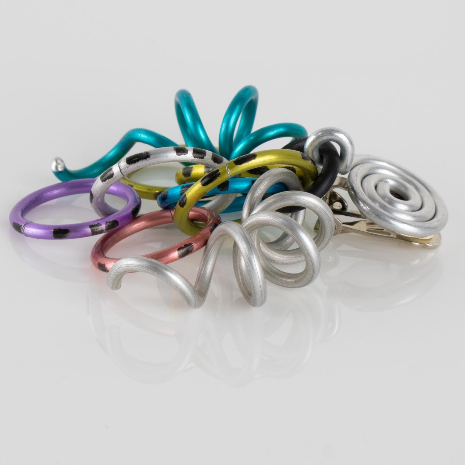 David Spada Orecchini a clip arcobaleno e argento in alluminio in vendita 4