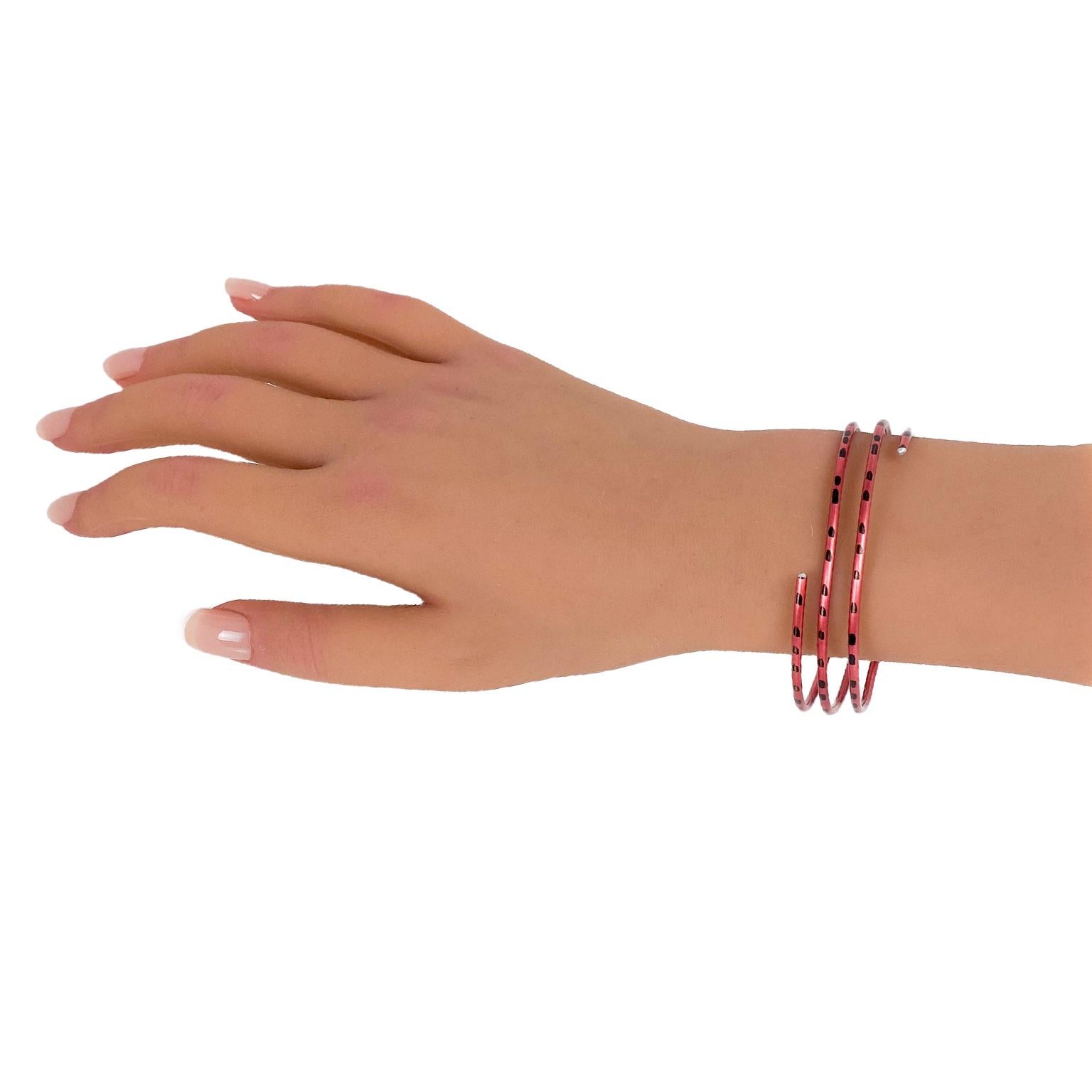 David Spada Bracciale a spirale modernista in alluminio rosa Bangle In condizioni ottime in vendita a Atlanta, GA