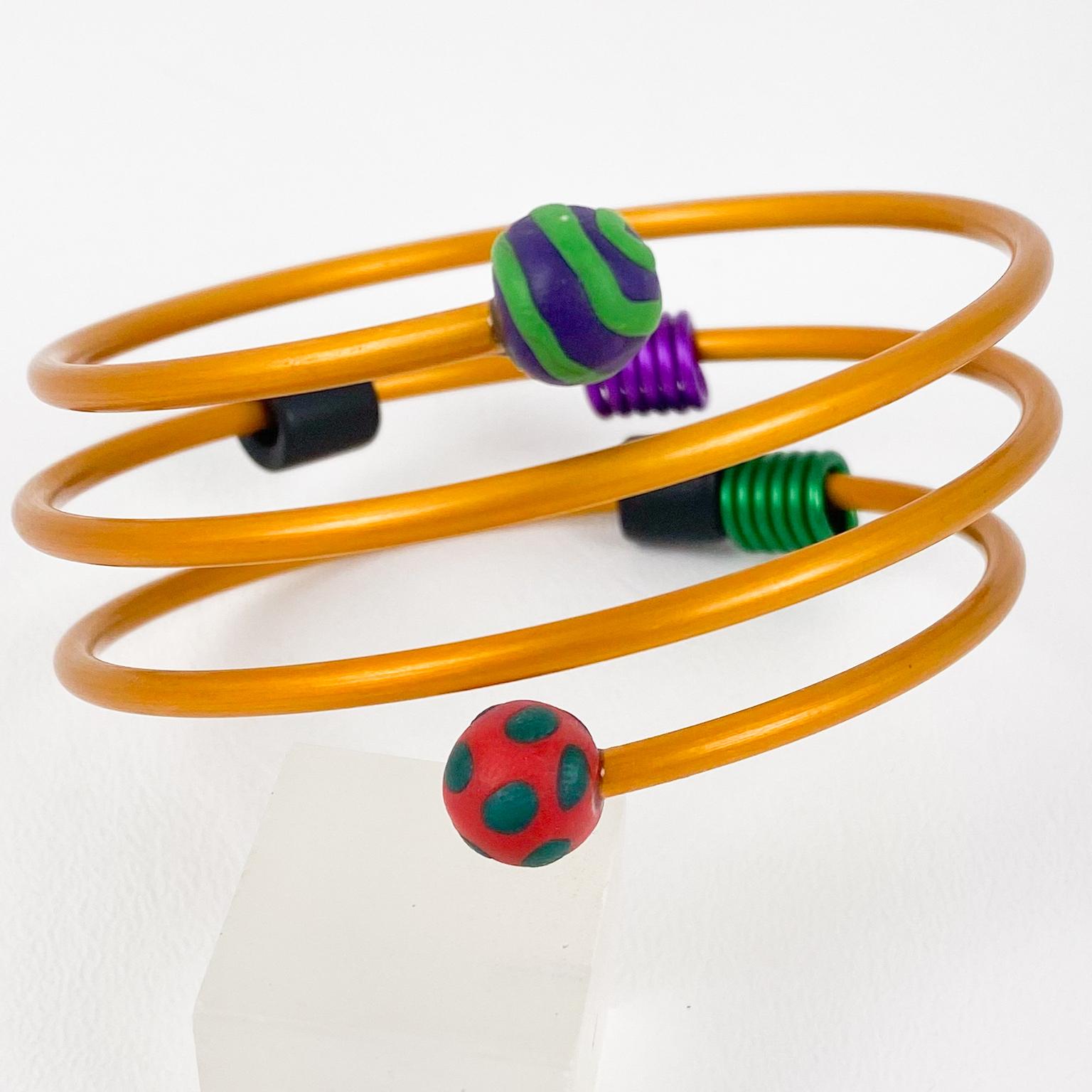 Pulsera modernista de caucho y aluminio multicolor David Spada Modernista en venta
