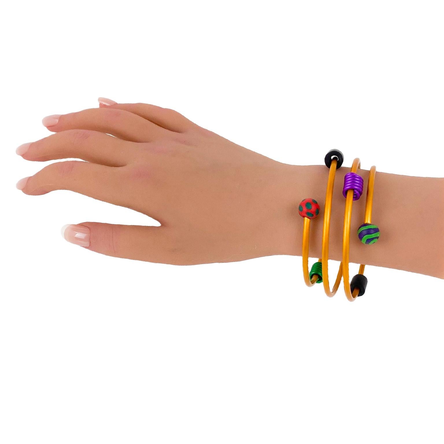 Pulsera modernista de caucho y aluminio multicolor David Spada en Excelente estado para la venta en Atlanta, GA